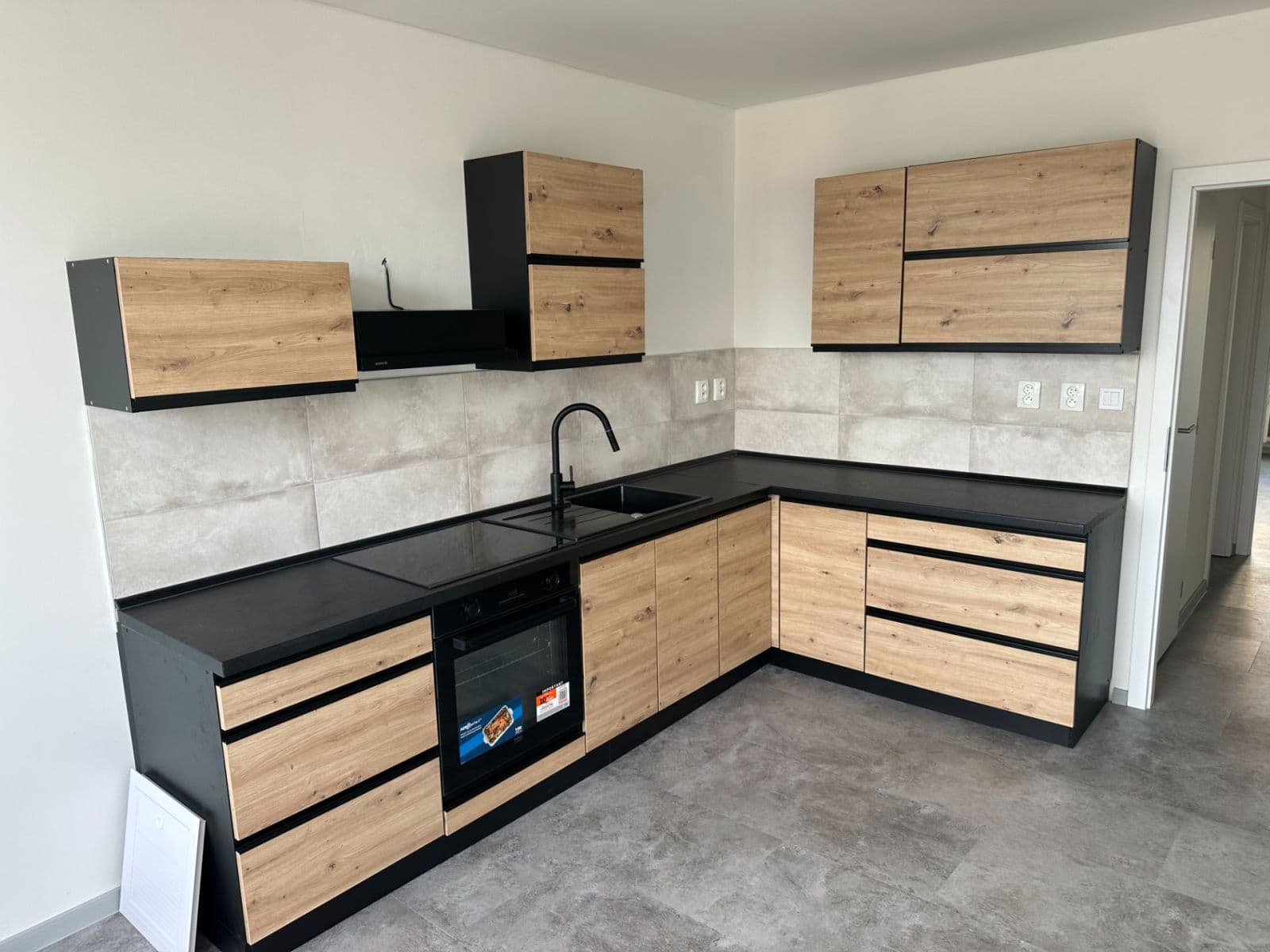 Pronájem bytu 3+1 78 m², Poláčkova, Ústí nad Labem, Ústecký kraj Pronájem bytu 3+1 78 m², Poláčkova, Ústí nad Labem, Ústecký kraj