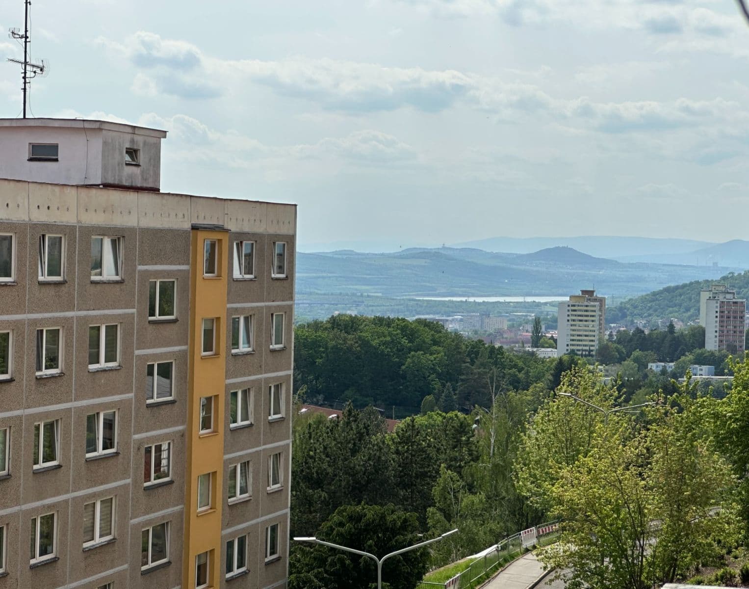 Pronájem bytu 3+1 78 m², Poláčkova, Ústí nad Labem, Ústecký kraj Pronájem bytu 3+1 78 m², Poláčkova, Ústí nad Labem, Ústecký kraj