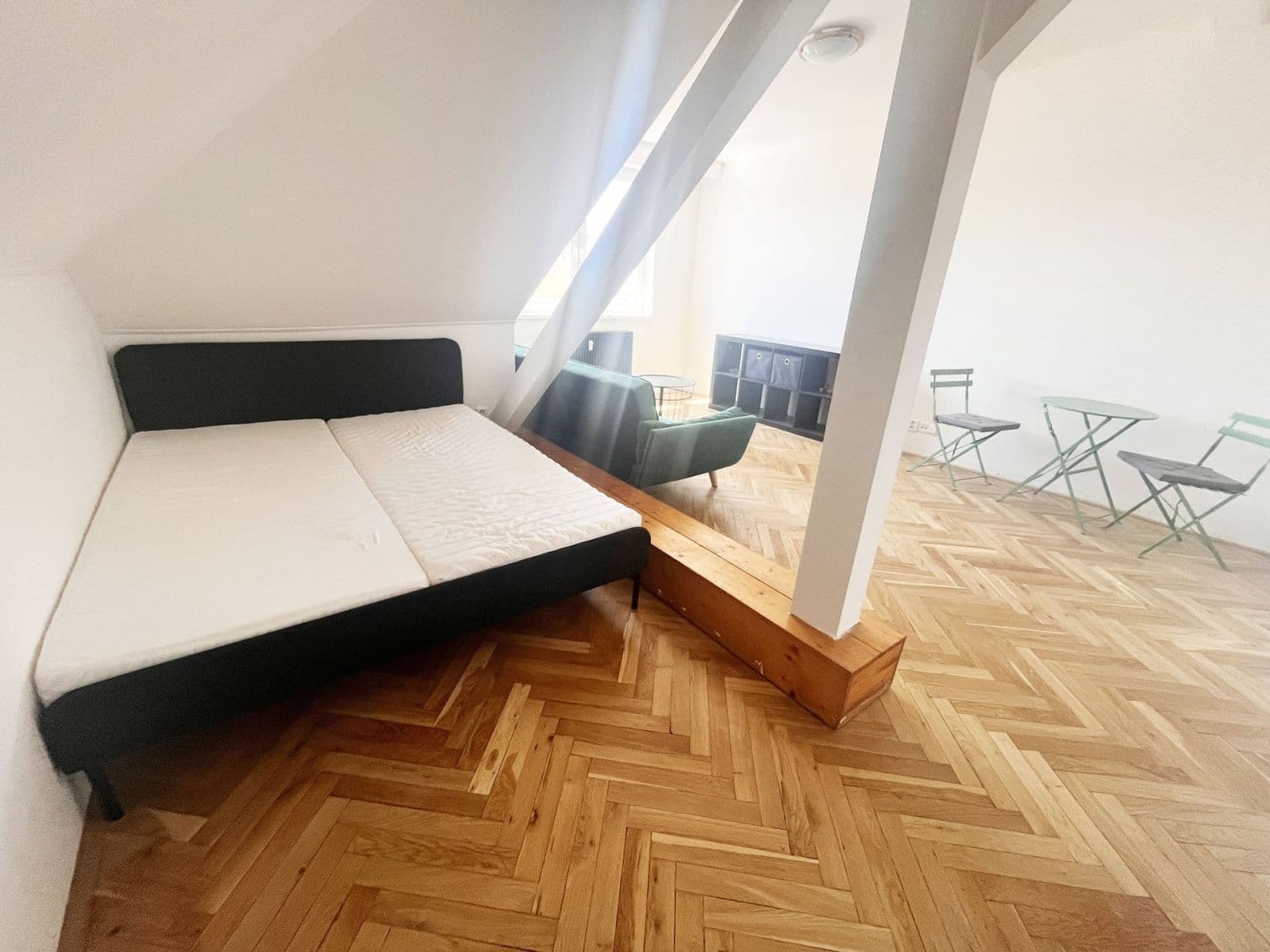 Pronájem bytu 2+1 52 m², Jindřicha Plachty, Praha, Praha Pronájem bytu 2+1 52 m², Jindřicha Plachty, Praha, Praha