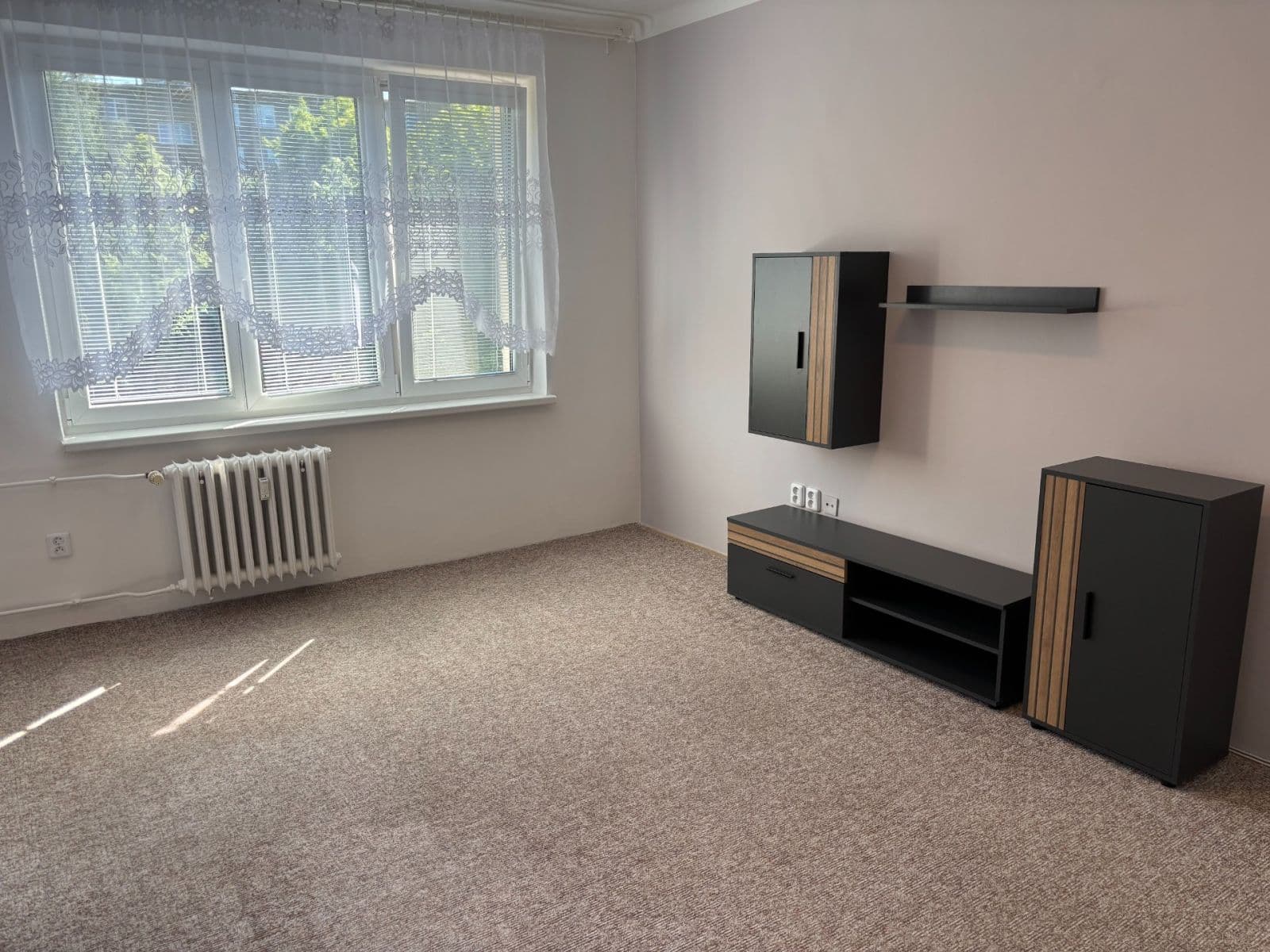 Pronájem bytu 1+1 35 m², Karvinská, Havířov, Moravskoslezský kraj Pronájem bytu 1+1 35 m², Karvinská, Havířov, Moravskoslezský kraj