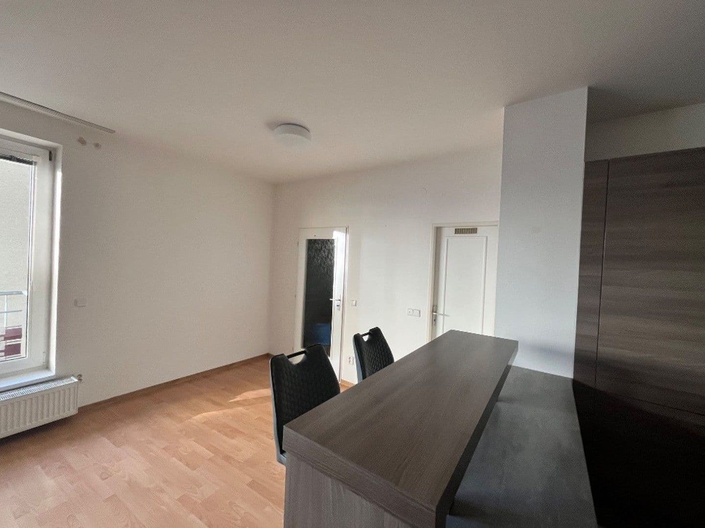 Pronájem bytu 2+kk 57 m², Za černým mostem, Praha, Praha Pronájem bytu 2+kk 57 m², Za černým mostem, Praha, Praha