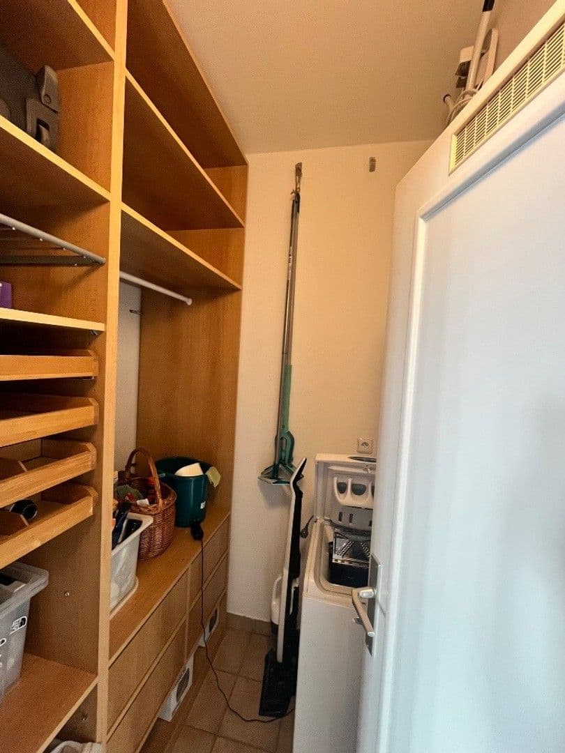 Pronájem bytu 2+kk 57 m², Za černým mostem, Praha, Praha Pronájem bytu 2+kk 57 m², Za černým mostem, Praha, Praha