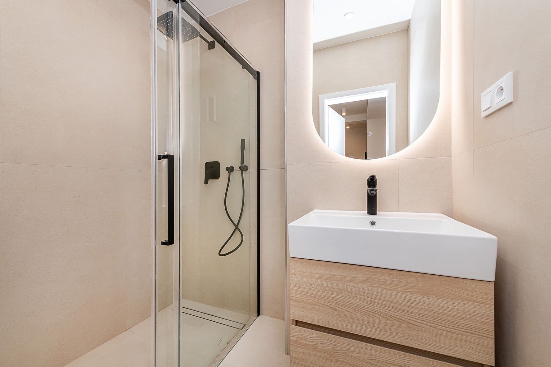 Prodej bytu 3+kk 65 m², Bělocerkevská, Praha, Praha Prodej bytu 3+kk 65 m², Bělocerkevská, Praha, Praha