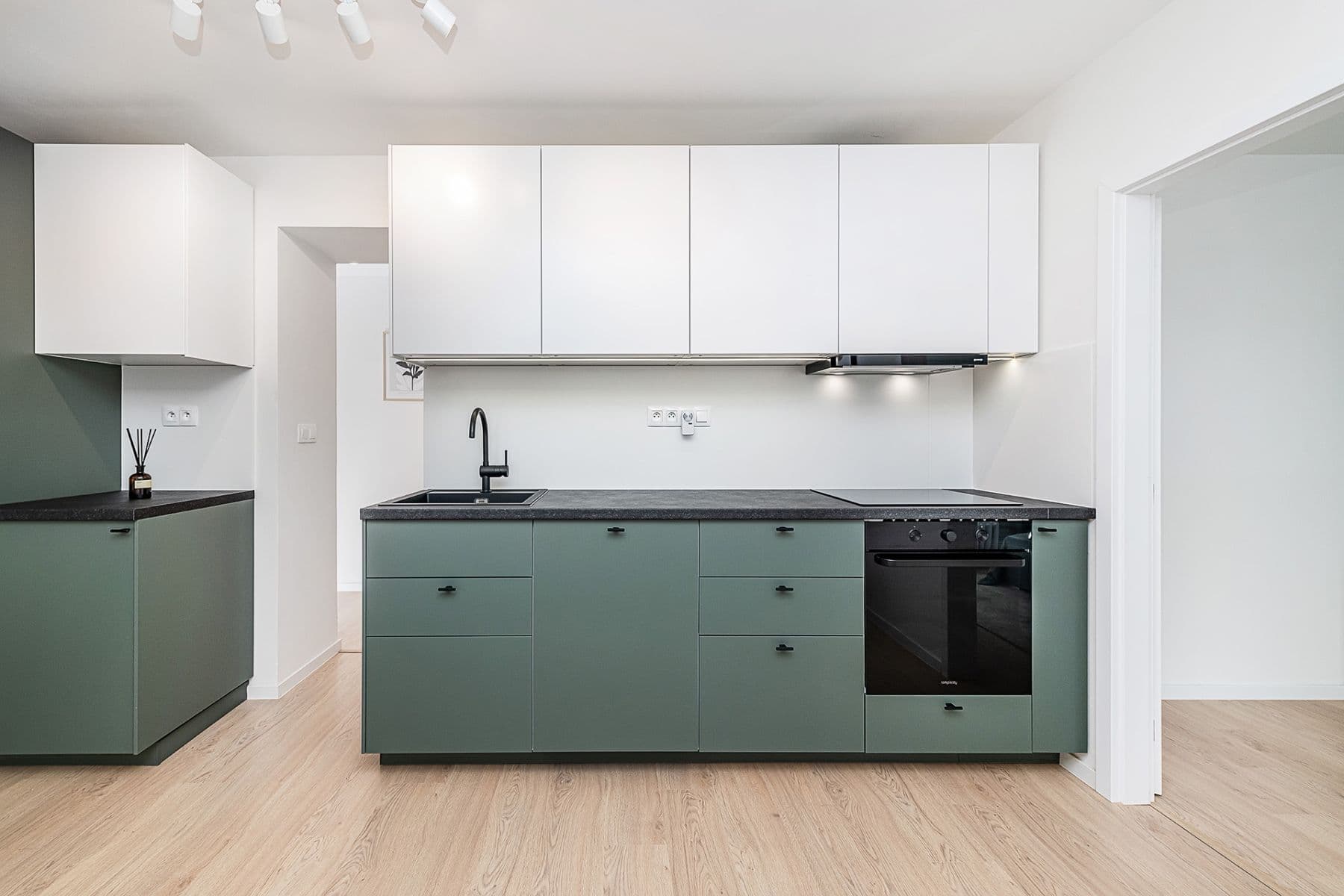 Prodej bytu 3+kk 65 m², Bělocerkevská, Praha, Praha Prodej bytu 3+kk 65 m², Bělocerkevská, Praha, Praha