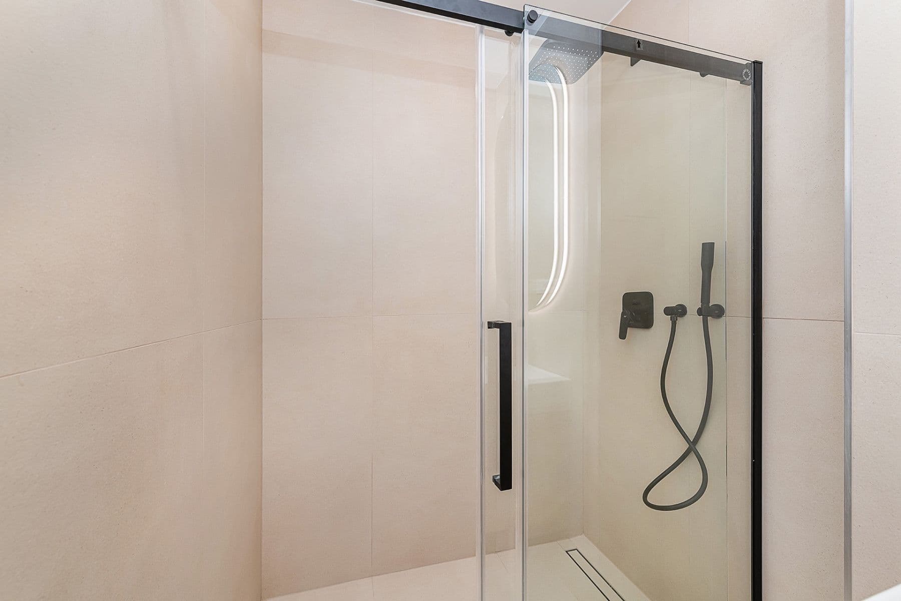 Prodej bytu 3+kk 65 m², Bělocerkevská, Praha, Praha Prodej bytu 3+kk 65 m², Bělocerkevská, Praha, Praha