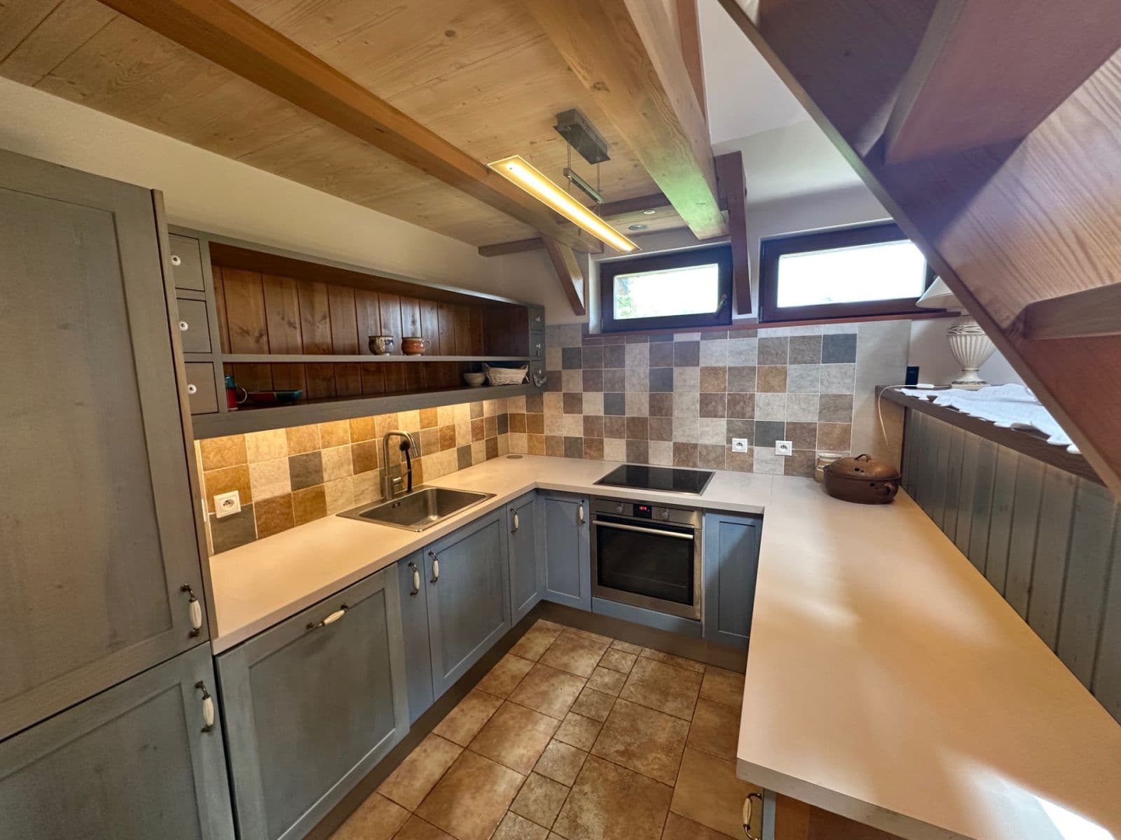 Pronájem bytu 4+kk 140 m², U Kopečku, Tuchoměřice, Středočeský kraj Pronájem bytu 4+kk 140 m², U Kopečku, Tuchoměřice, Středočeský kraj