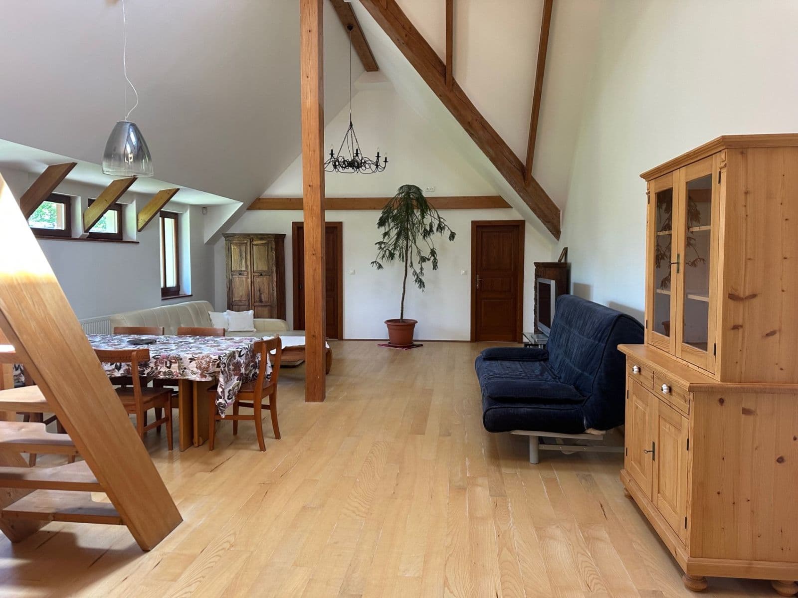 Pronájem bytu 4+kk 140 m², U Kopečku, Tuchoměřice, Středočeský kraj Pronájem bytu 4+kk 140 m², U Kopečku, Tuchoměřice, Středočeský kraj