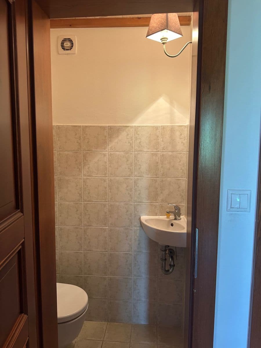 Pronájem bytu 4+kk 140 m², U Kopečku, Tuchoměřice, Středočeský kraj Pronájem bytu 4+kk 140 m², U Kopečku, Tuchoměřice, Středočeský kraj