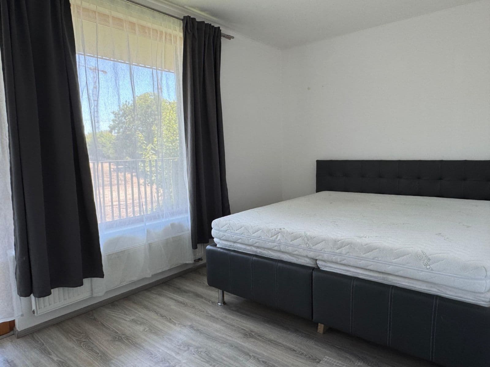 Pronájem bytu 3+kk 78 m², Modrého, Praha, Praha Pronájem bytu 3+kk 78 m², Modrého, Praha, Praha