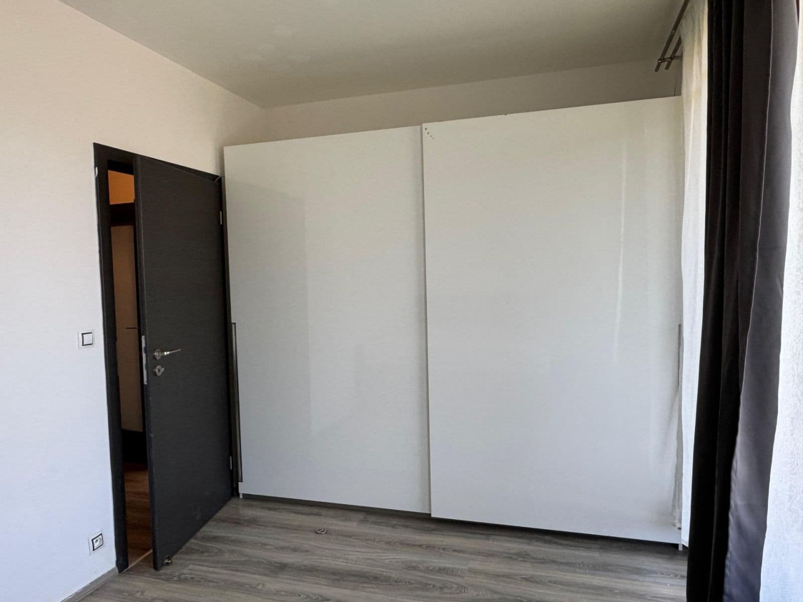 Pronájem bytu 3+kk 78 m², Modrého, Praha, Praha Pronájem bytu 3+kk 78 m², Modrého, Praha, Praha