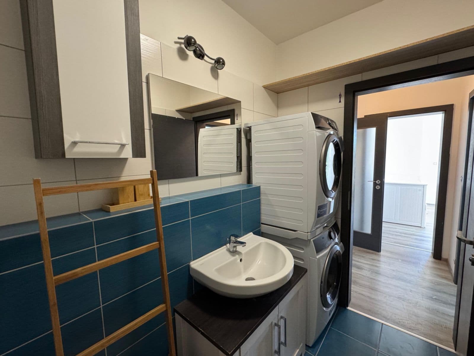 Pronájem bytu 3+kk 78 m², Modrého, Praha, Praha Pronájem bytu 3+kk 78 m², Modrého, Praha, Praha