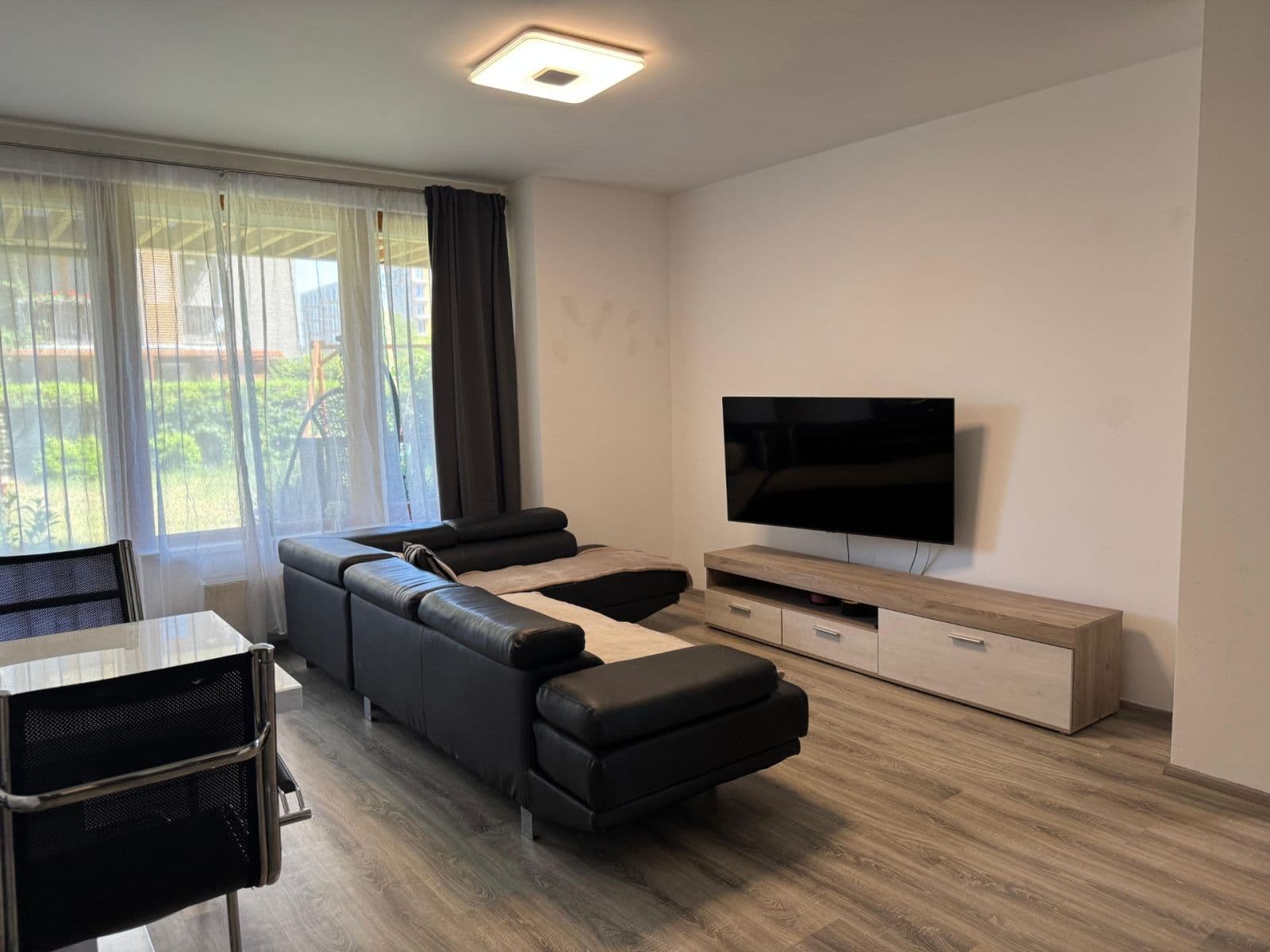 Pronájem bytu 3+kk 78 m², Modrého, Praha, Praha Pronájem bytu 3+kk 78 m², Modrého, Praha, Praha