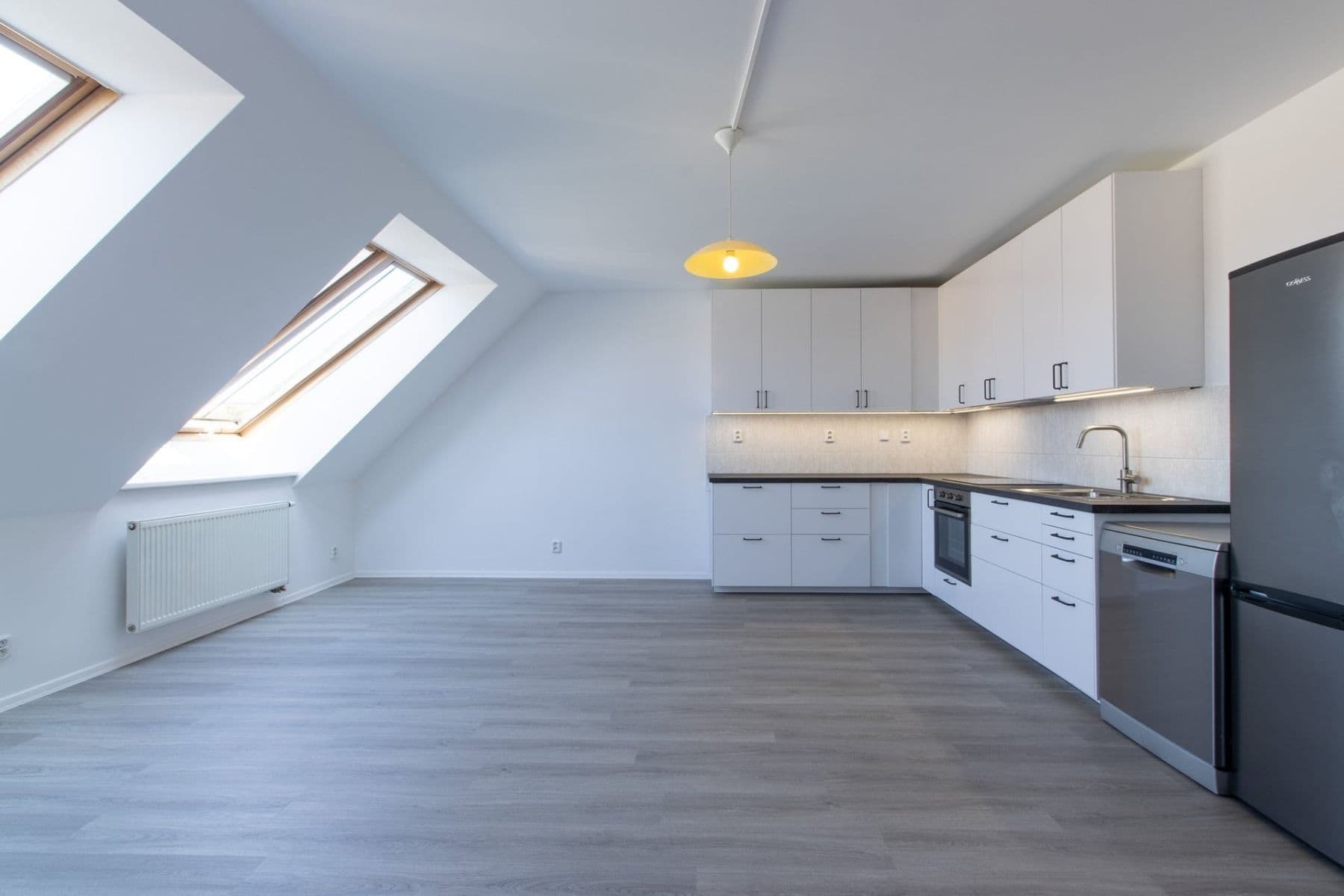 Pronájem bytu 3+kk 78 m², Nezamyslova, Praha, Praha Pronájem bytu 3+kk 78 m², Nezamyslova, Praha, Praha