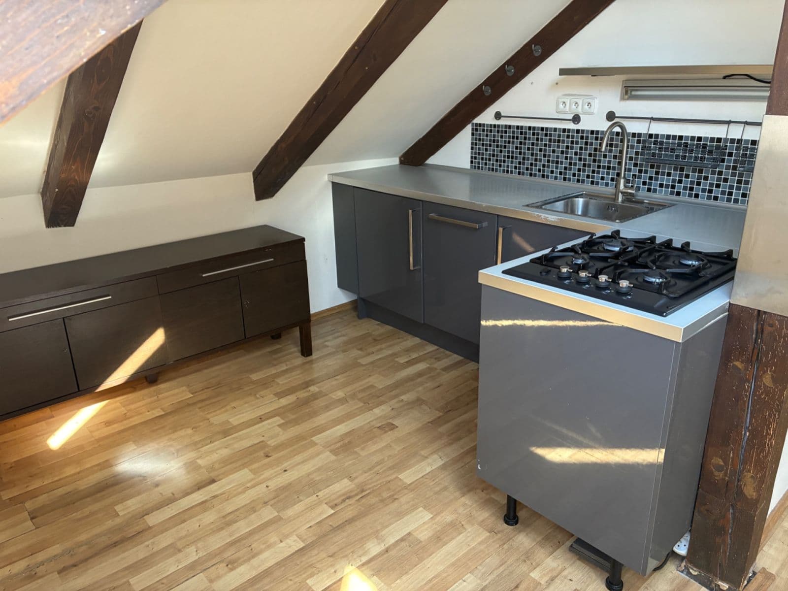 Pronájem bytu 2+kk 63 m², Musílkova, Praha, Praha Pronájem bytu 2+kk 63 m², Musílkova, Praha, Praha