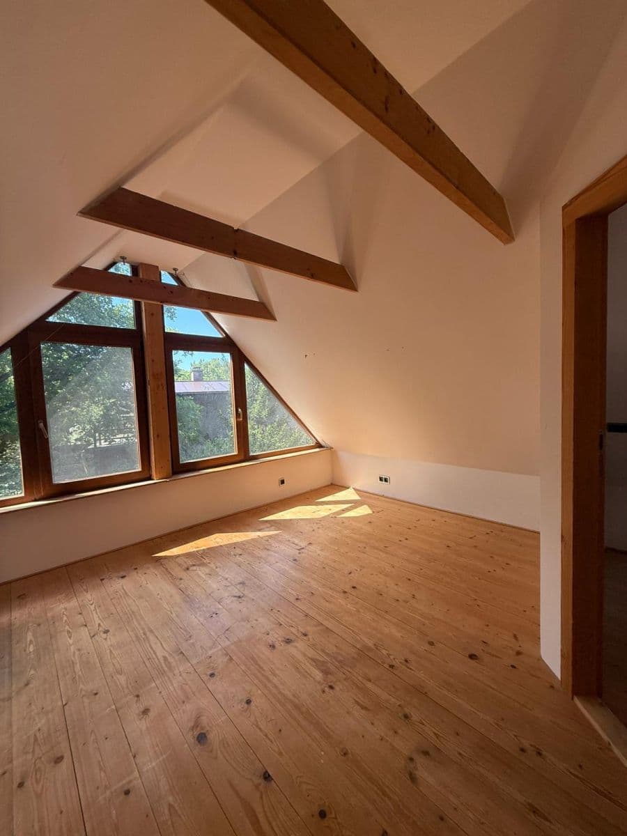 Prodej domu 119 m², pozemek 478 m², Ke Lhotě, Dolní Břežany, Středočeský kraj Prodej domu 119 m², pozemek 478 m², Ke Lhotě, Dolní Břežany, Středočeský kraj