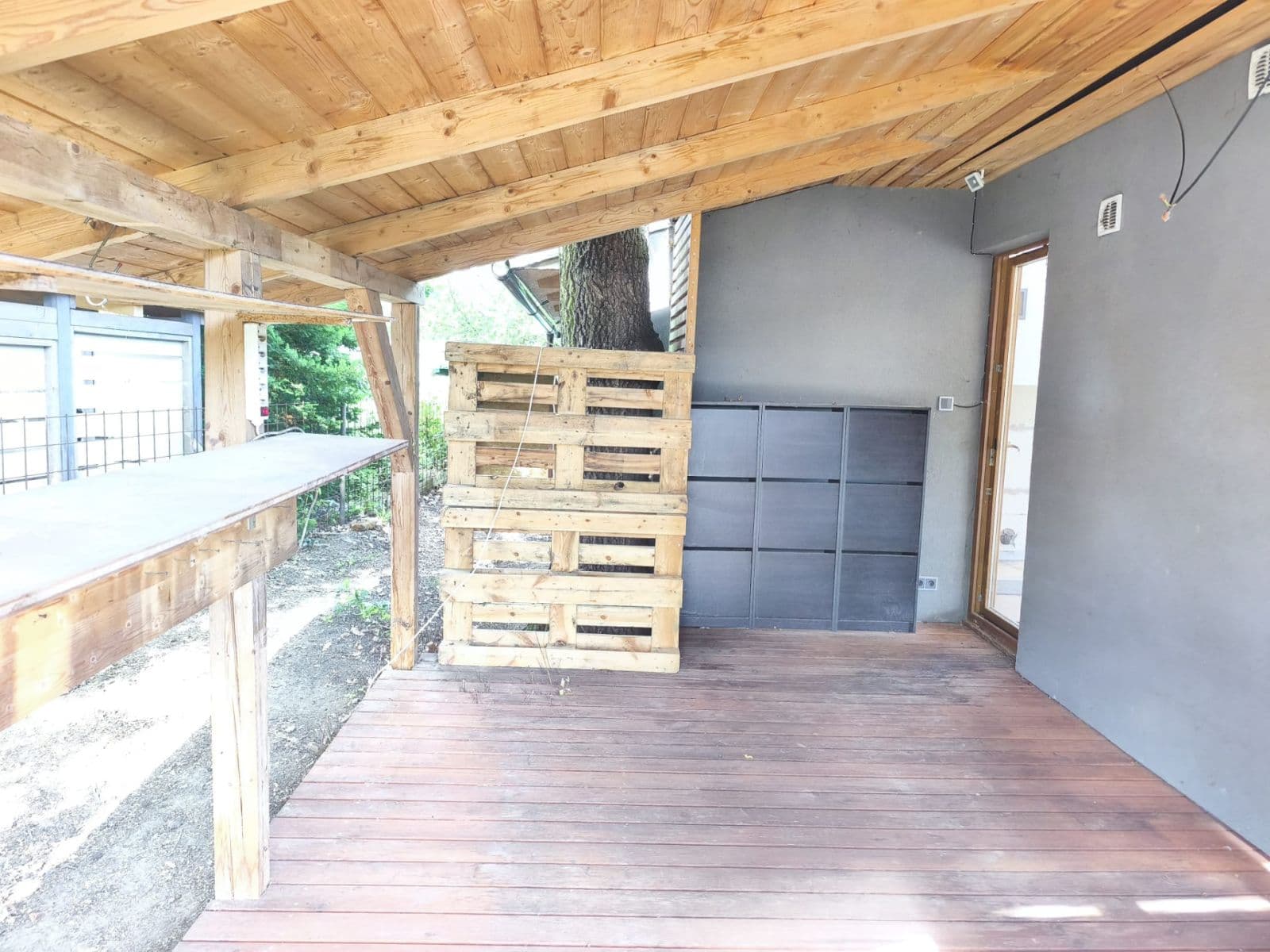 Prodej domu 119 m², pozemek 478 m², Ke Lhotě, Dolní Břežany, Středočeský kraj Prodej domu 119 m², pozemek 478 m², Ke Lhotě, Dolní Břežany, Středočeský kraj