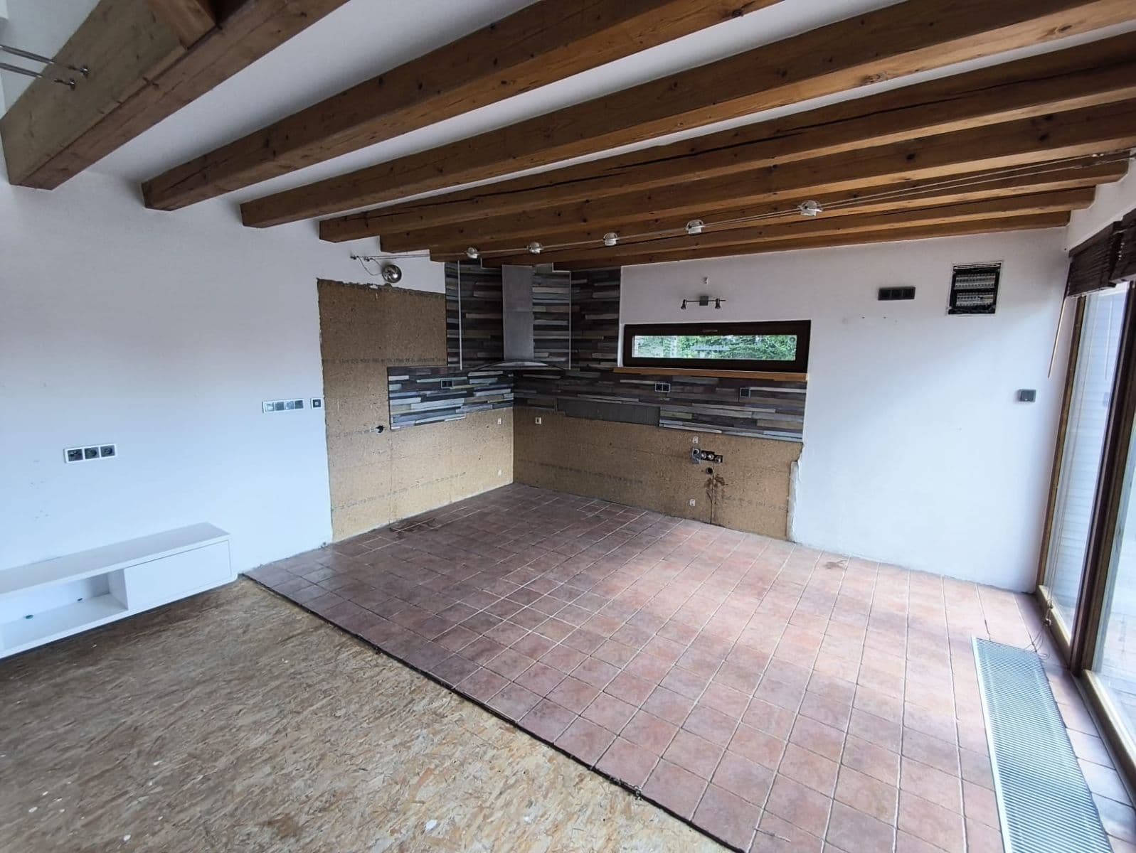 Prodej domu 119 m², pozemek 478 m², Ke Lhotě, Dolní Břežany, Středočeský kraj Prodej domu 119 m², pozemek 478 m², Ke Lhotě, Dolní Břežany, Středočeský kraj