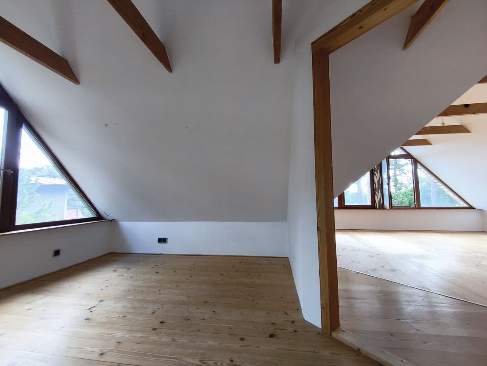 Prodej domu 119 m², pozemek 478 m², Ke Lhotě, Dolní Břežany, Středočeský kraj Prodej domu 119 m², pozemek 478 m², Ke Lhotě, Dolní Břežany, Středočeský kraj