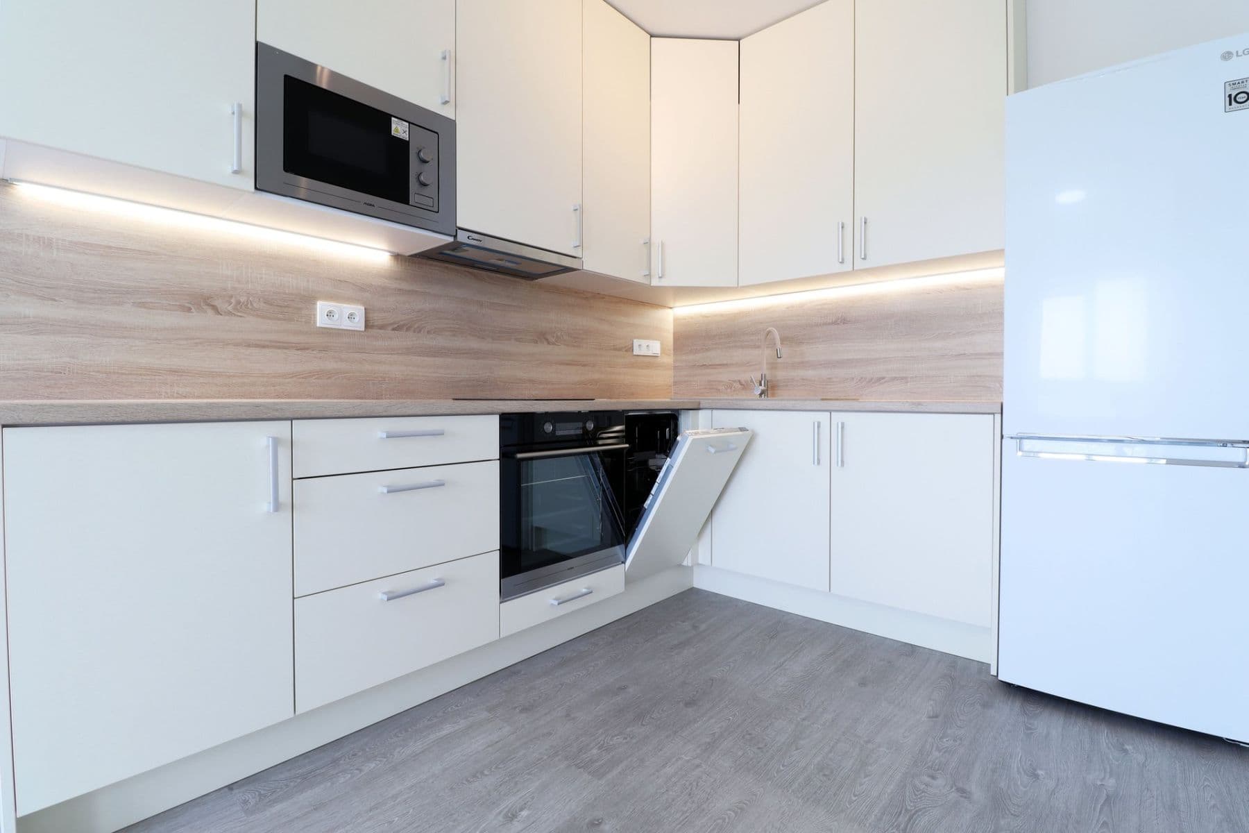 Pronájem bytu 2+kk 46 m², Baarové, Praha, Praha Pronájem bytu 2+kk 46 m², Baarové, Praha, Praha