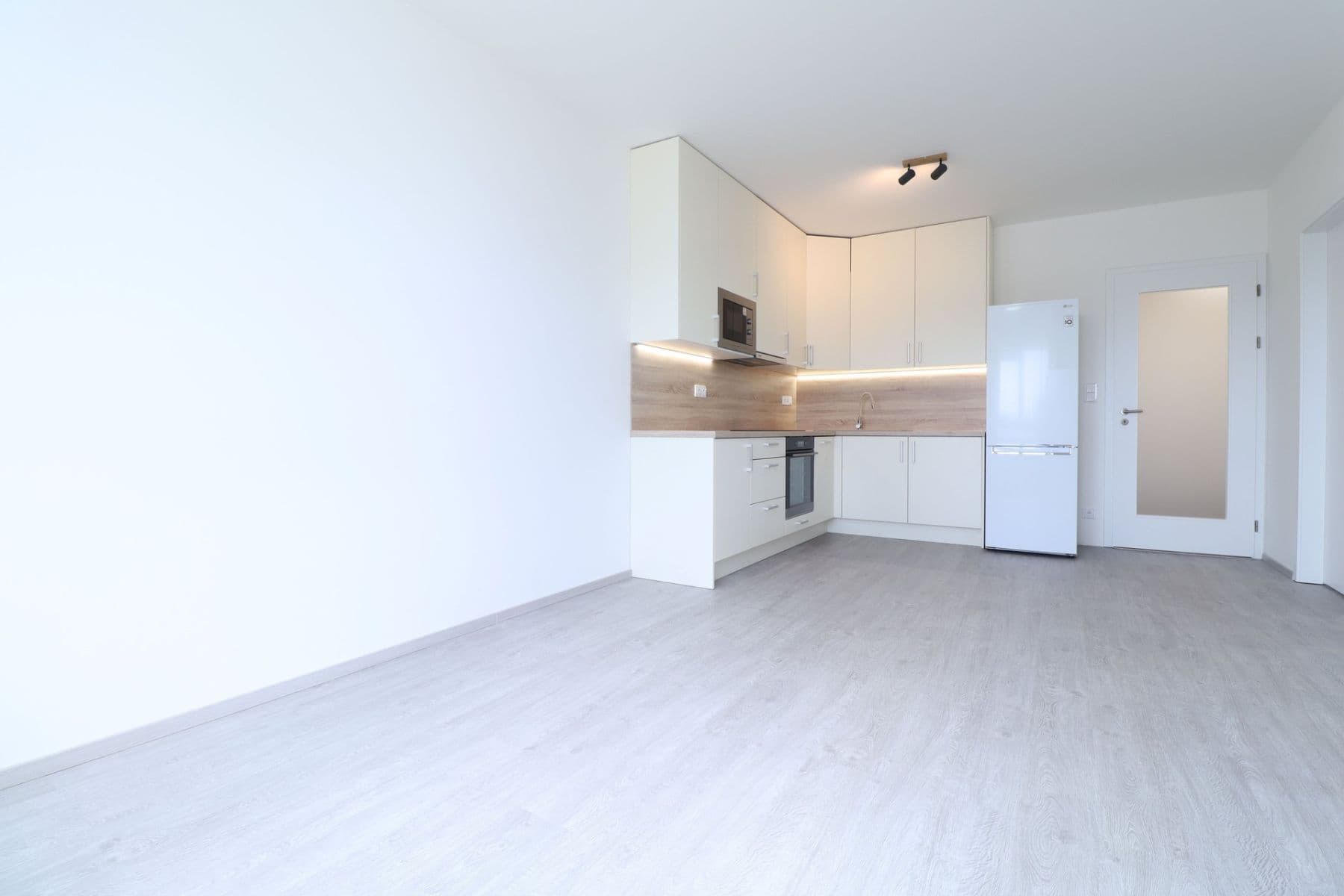 Pronájem bytu 2+kk 46 m², Baarové, Praha, Praha Pronájem bytu 2+kk 46 m², Baarové, Praha, Praha