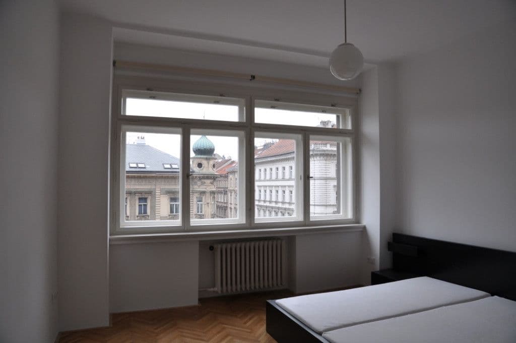 Pronájem bytu 3+kk 98 m², Újezd, Praha, Praha Pronájem bytu 3+kk 98 m², Újezd, Praha, Praha