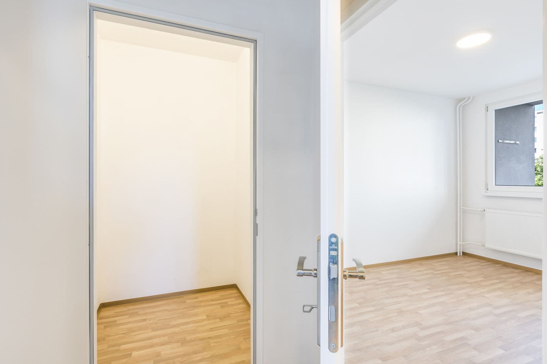 Pronájem bytu 4+1 82 m², Dobiášova, Liberec, Liberecký kraj Pronájem bytu 4+1 82 m², Dobiášova, Liberec, Liberecký kraj