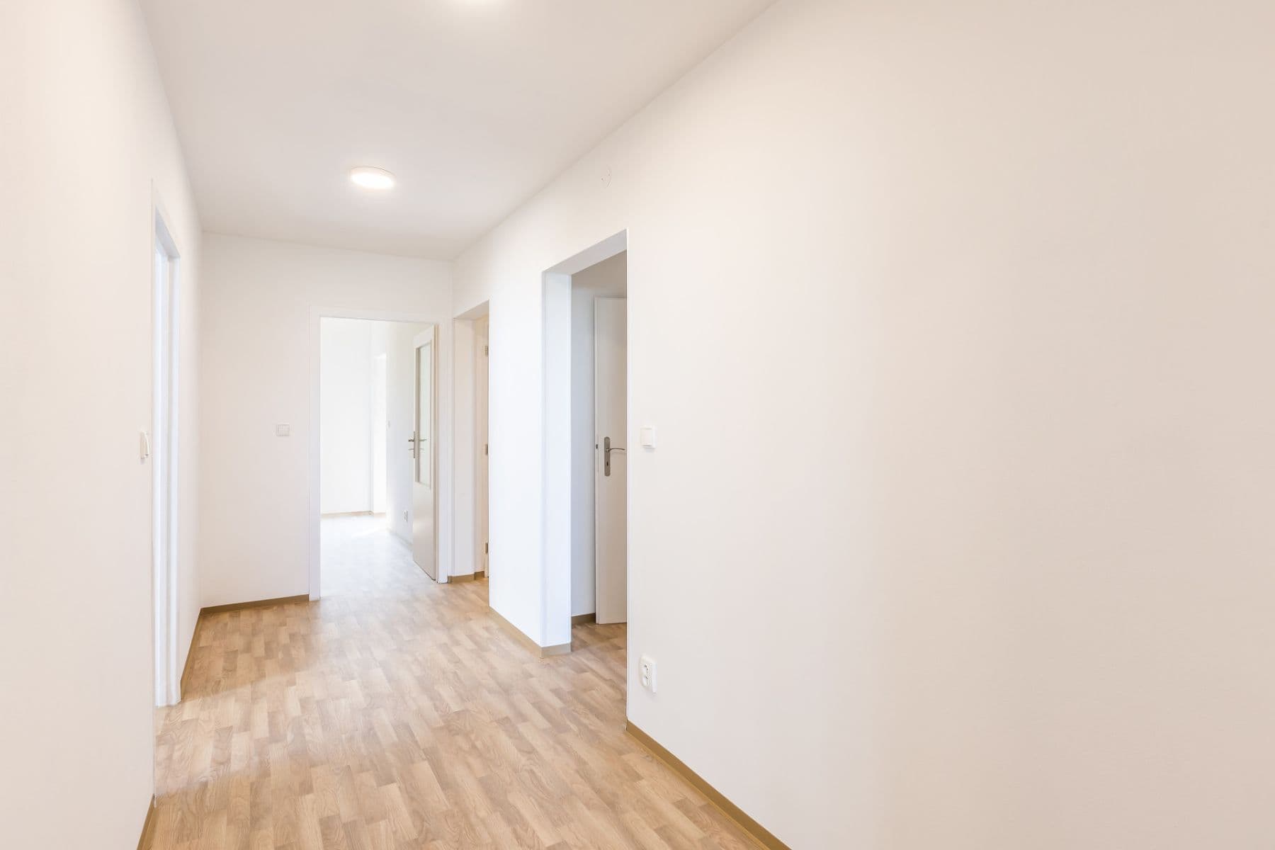 Pronájem bytu 4+1 82 m², Dobiášova, Liberec, Liberecký kraj Pronájem bytu 4+1 82 m², Dobiášova, Liberec, Liberecký kraj