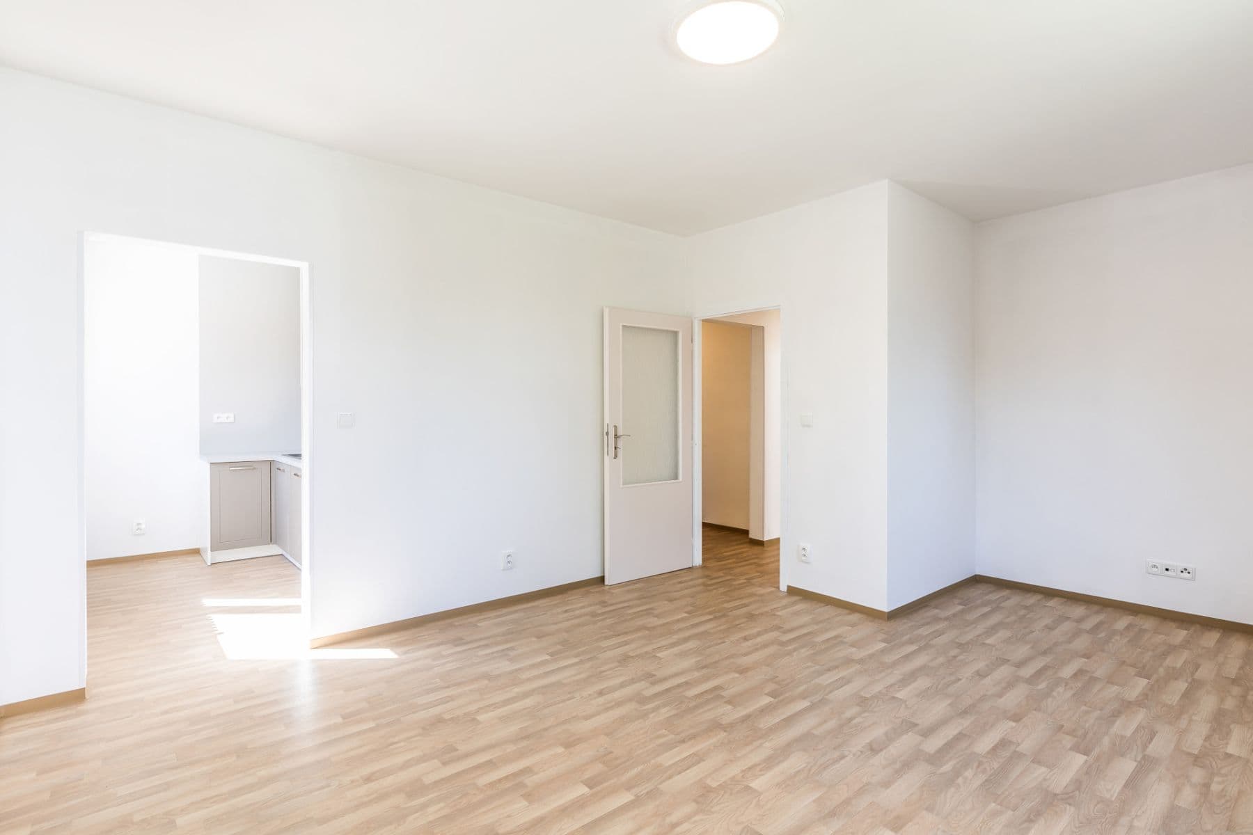 Pronájem bytu 4+1 82 m², Dobiášova, Liberec, Liberecký kraj Pronájem bytu 4+1 82 m², Dobiášova, Liberec, Liberecký kraj