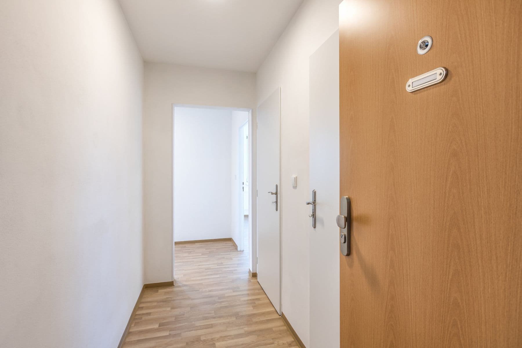 Pronájem bytu 4+1 82 m², Dobiášova, Liberec, Liberecký kraj Pronájem bytu 4+1 82 m², Dobiášova, Liberec, Liberecký kraj