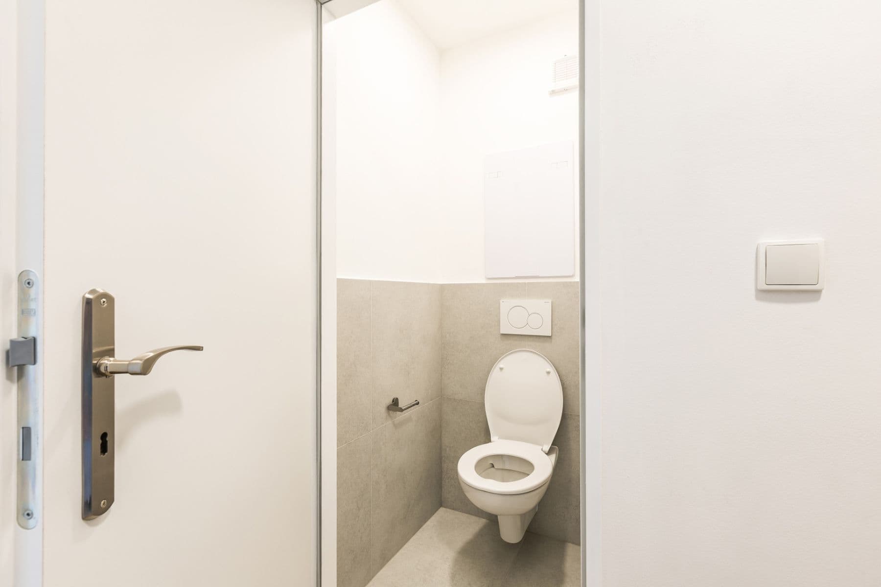 Pronájem bytu 4+1 82 m², Dobiášova, Liberec, Liberecký kraj Pronájem bytu 4+1 82 m², Dobiášova, Liberec, Liberecký kraj