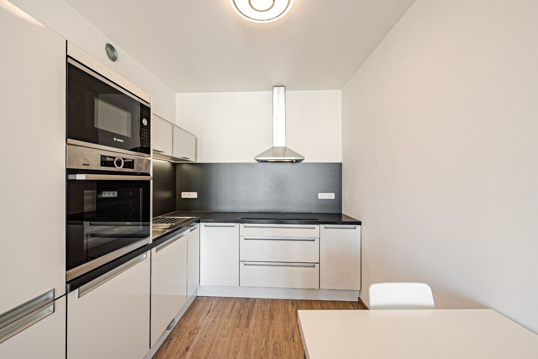 Pronájem bytu 2+kk 51 m², Fügnerova, Poděbrady, Středočeský kraj Pronájem bytu 2+kk 51 m², Fügnerova, Poděbrady, Středočeský kraj