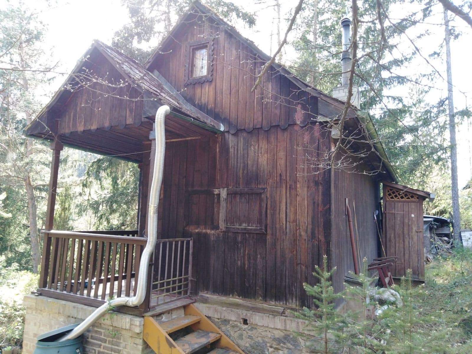Prodej chaty, chalupy 29 m², pozemek 1.147 m², Malá Hraštice, Středočeský kraj Prodej chaty, chalupy 29 m², pozemek 1.147 m², Malá Hraštice, Středočeský kraj