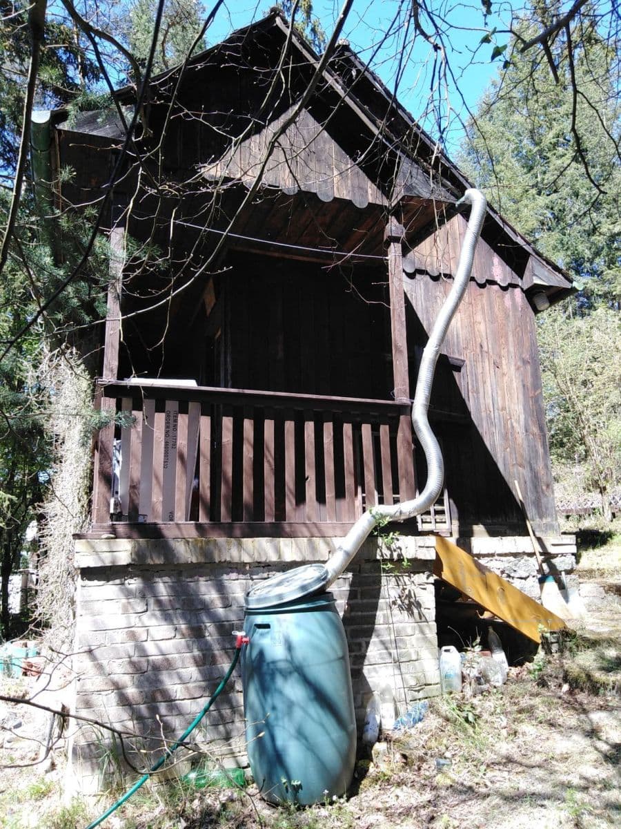 Prodej chaty, chalupy 29 m², pozemek 1.147 m², Malá Hraštice, Středočeský kraj Prodej chaty, chalupy 29 m², pozemek 1.147 m², Malá Hraštice, Středočeský kraj