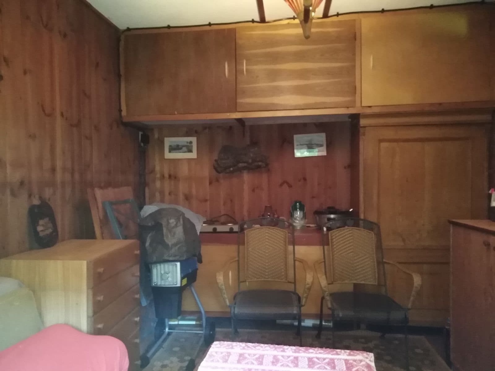 Prodej chaty, chalupy 29 m², pozemek 1.147 m², Malá Hraštice, Středočeský kraj Prodej chaty, chalupy 29 m², pozemek 1.147 m², Malá Hraštice, Středočeský kraj