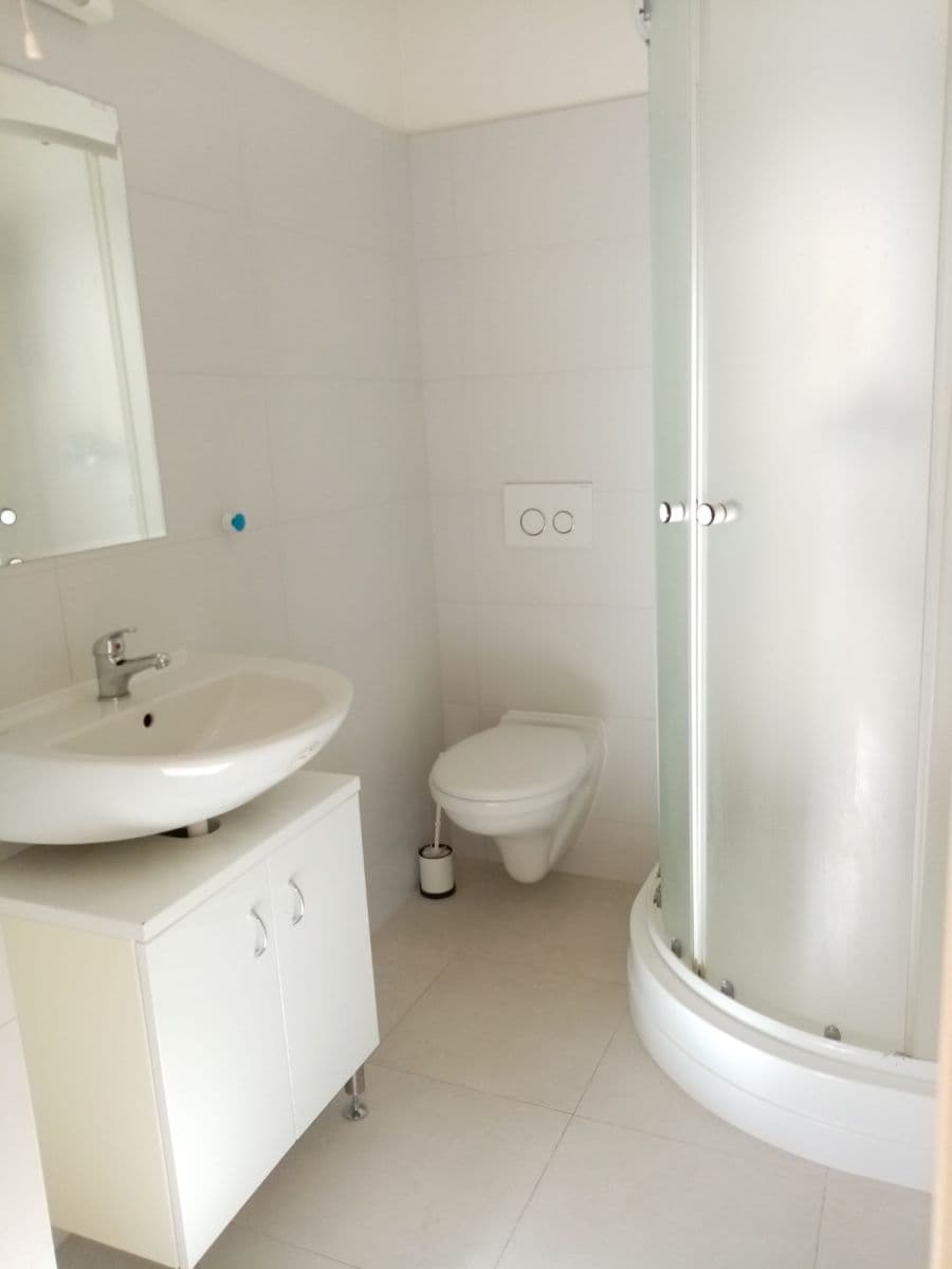 Pronájem bytu 2+kk 50 m², U Tvrze, Praha, Praha Pronájem bytu 2+kk 50 m², U Tvrze, Praha, Praha