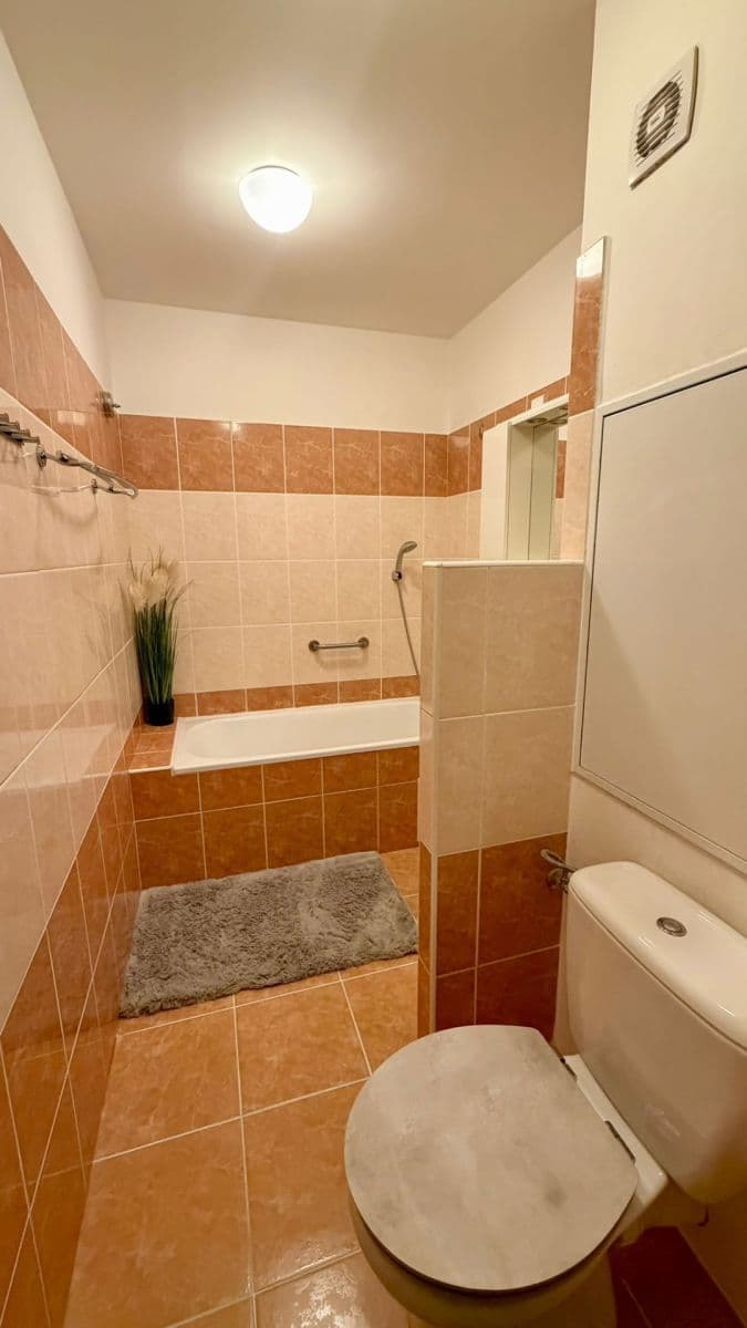 Prodej bytu 2+1 57 m², Olbramovická, Praha, Praha Prodej bytu 2+1 57 m², Olbramovická, Praha, Praha