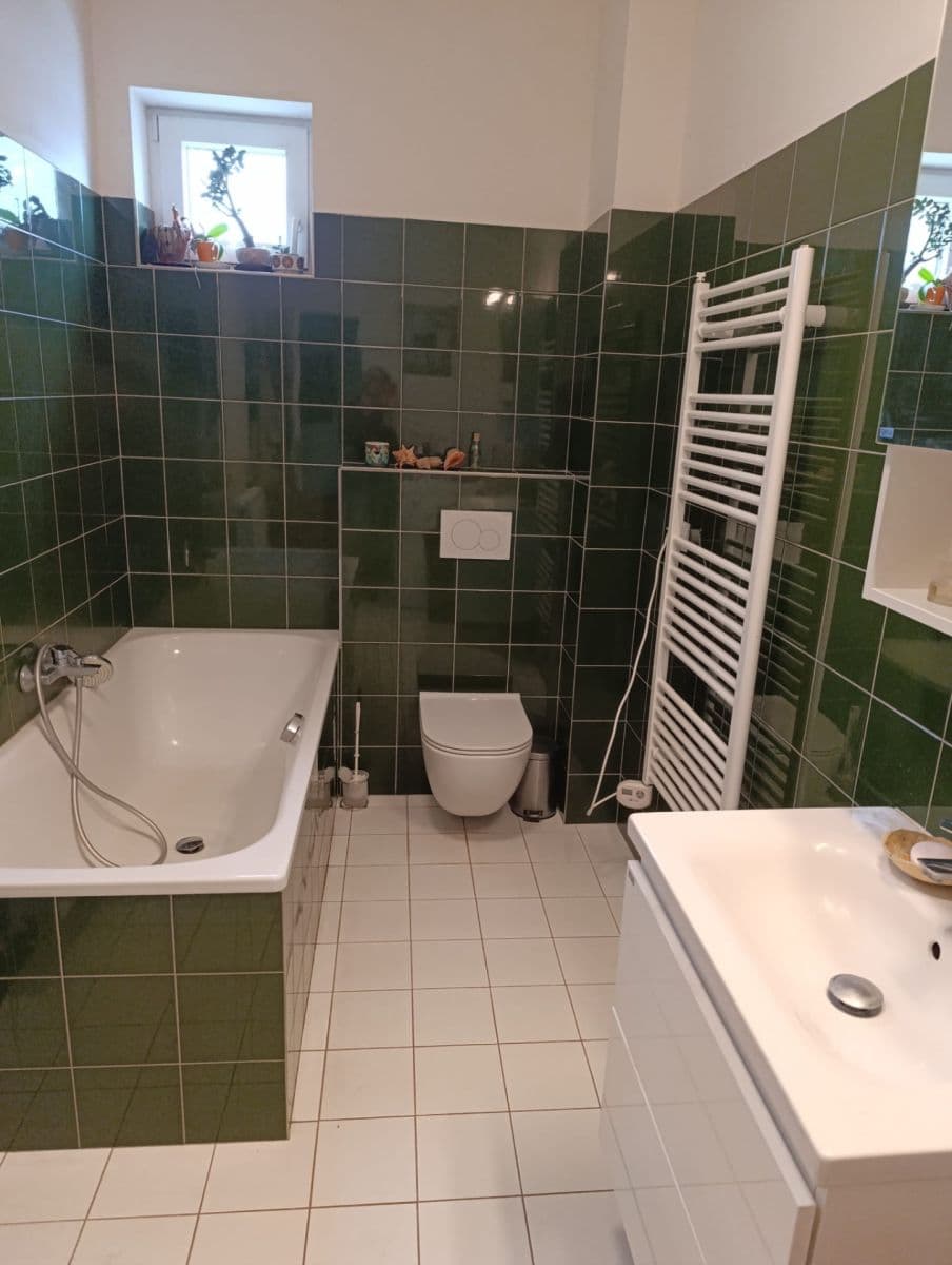 Prodej domu 205 m², pozemek 357 m², Srbská, Úvaly, Středočeský kraj Prodej domu 205 m², pozemek 357 m², Srbská, Úvaly, Středočeský kraj