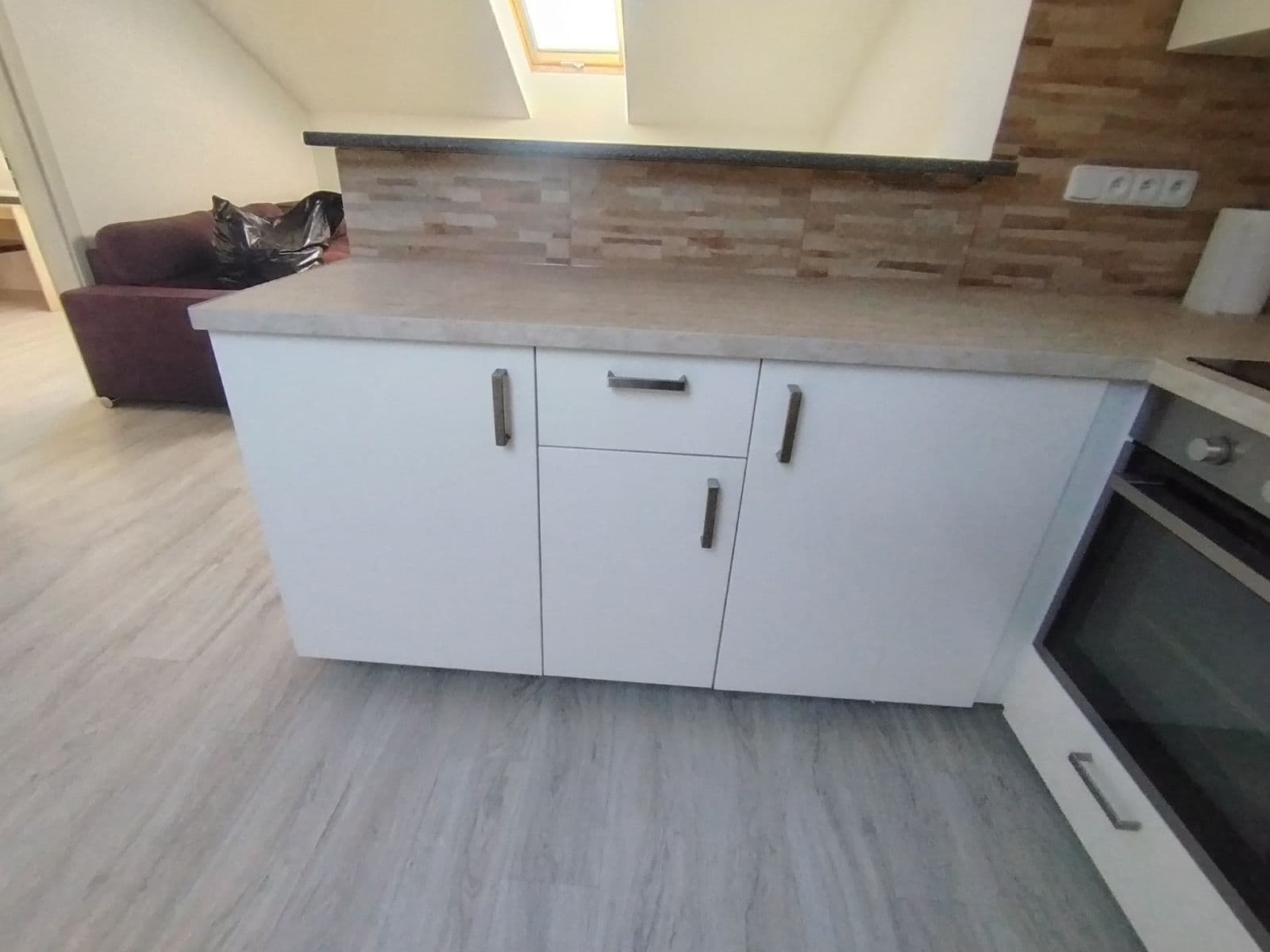 Pronájem bytu 3+kk 65 m², Košumberk, Dobřejovice, Středočeský kraj Pronájem bytu 3+kk 65 m², Košumberk, Dobřejovice, Středočeský kraj