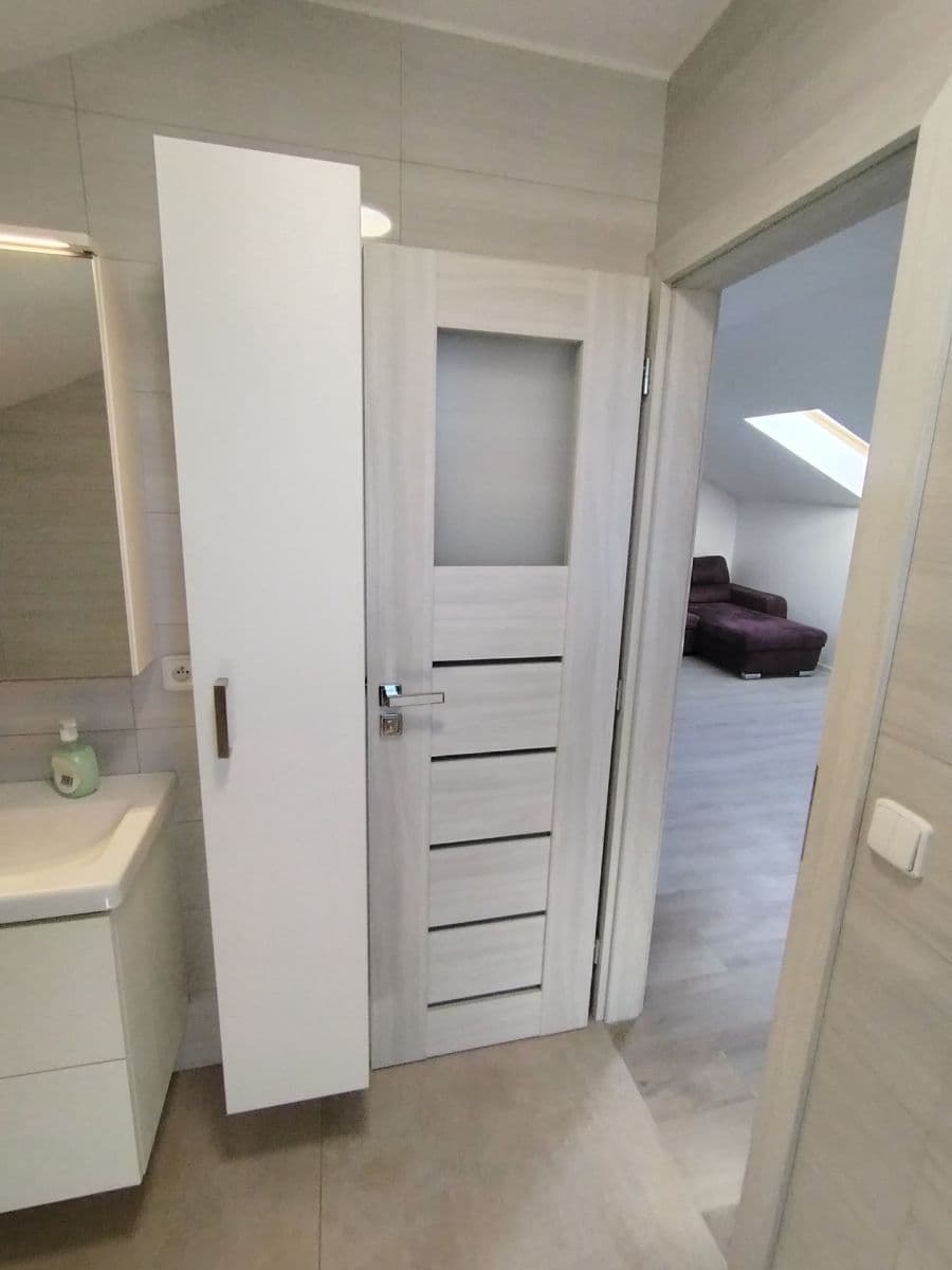 Pronájem bytu 3+kk 65 m², Košumberk, Dobřejovice, Středočeský kraj Pronájem bytu 3+kk 65 m², Košumberk, Dobřejovice, Středočeský kraj