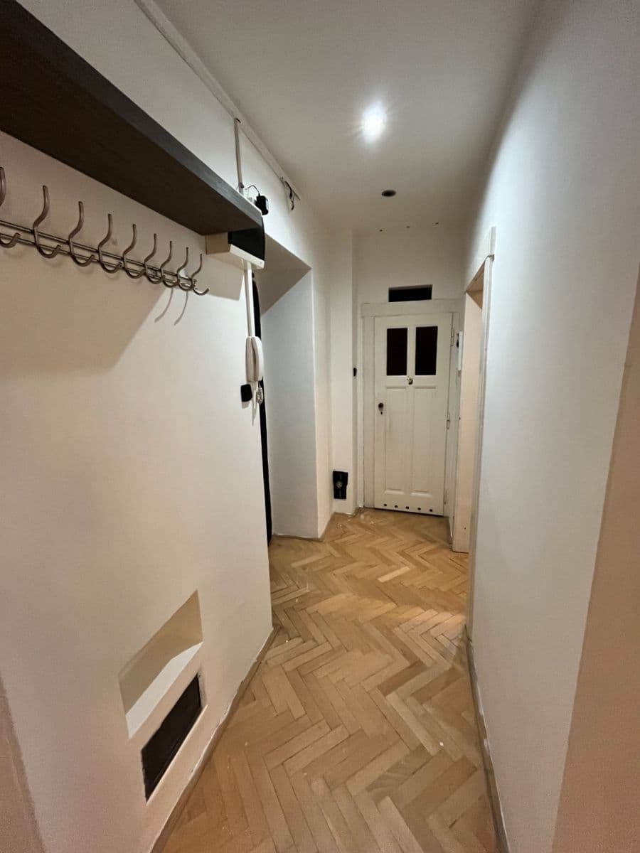 Pronájem bytu 2+1 60 m², Horní, Praha, Praha Pronájem bytu 2+1 60 m², Horní, Praha, Praha