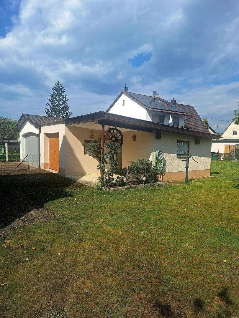 Prodej domu 104 m², pozemek 520 m², Dillingen an der Donau, Bavorsko Prodej domu 104 m², pozemek 520 m², Dillingen an der Donau, Bavorsko