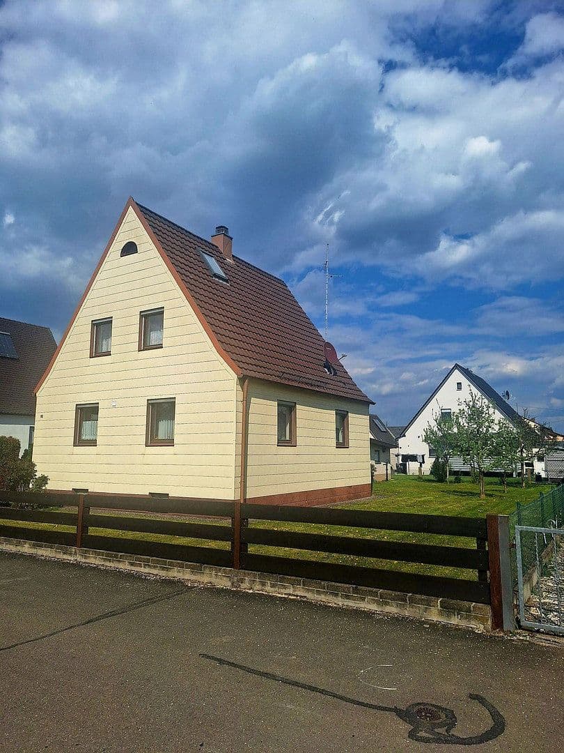 Prodej domu 104 m², pozemek 520 m², Dillingen an der Donau, Bavorsko Prodej domu 104 m², pozemek 520 m², Dillingen an der Donau, Bavorsko