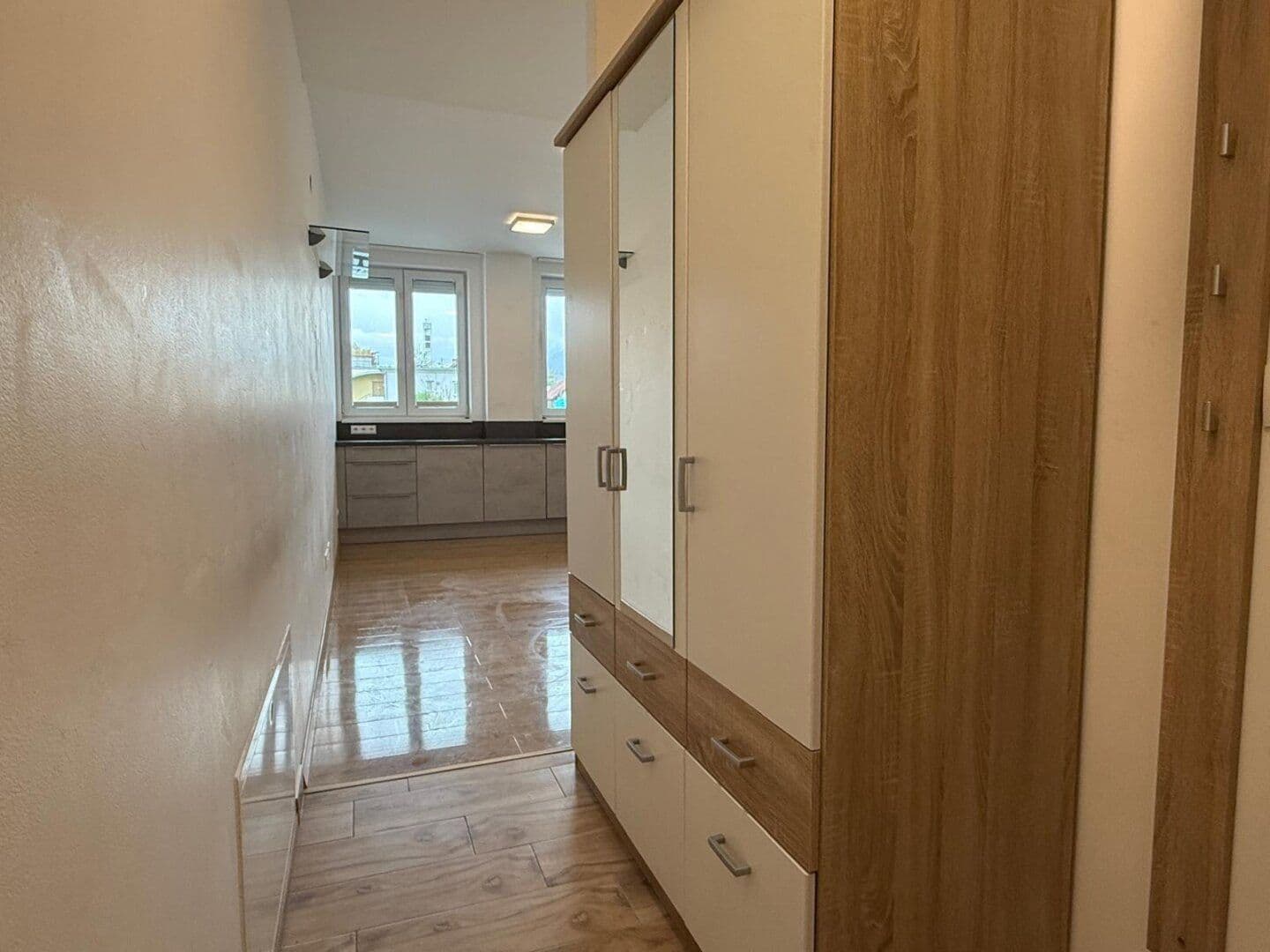 Pronájem bytu 1+1 30 m², Innsbruck, Tyrolsko Pronájem bytu 1+1 30 m², Innsbruck, Tyrolsko
