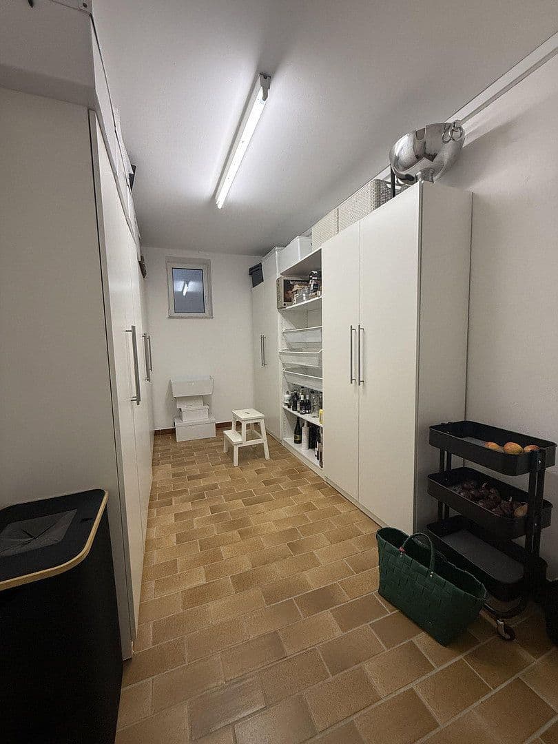 Prodej domu 182 m², pozemek 474 m², Allmersbach im Tal, Bádensko-Württembersko Prodej domu 182 m², pozemek 474 m², Allmersbach im Tal, Bádensko-Württembersko
