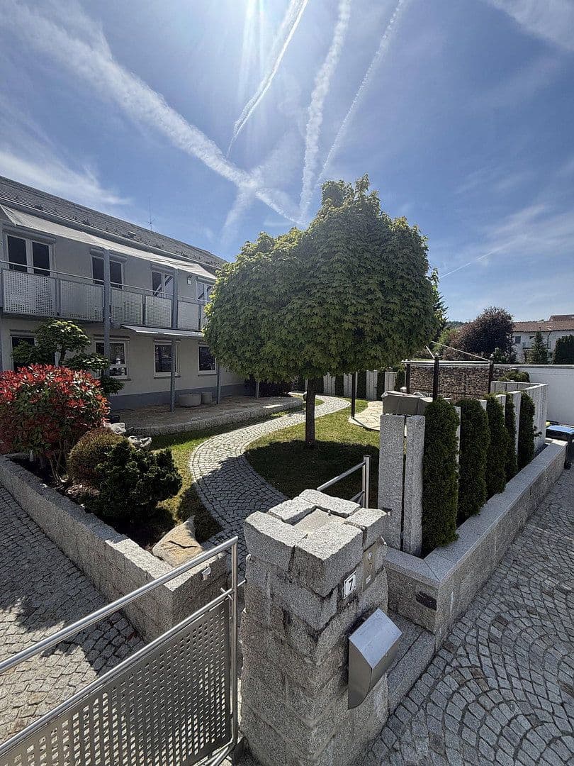 Prodej domu 182 m², pozemek 474 m², Allmersbach im Tal, Bádensko-Württembersko Prodej domu 182 m², pozemek 474 m², Allmersbach im Tal, Bádensko-Württembersko