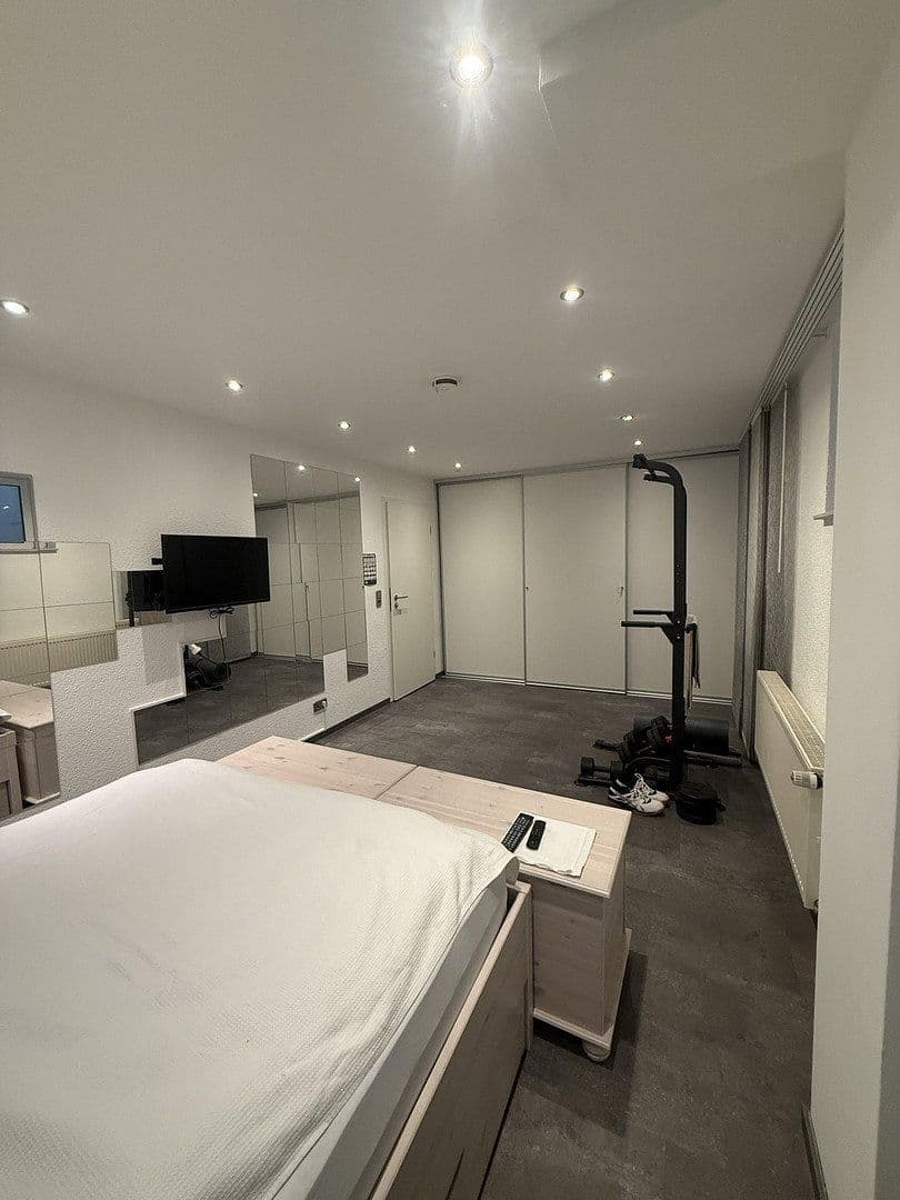Prodej domu 182 m², pozemek 474 m², Allmersbach im Tal, Bádensko-Württembersko Prodej domu 182 m², pozemek 474 m², Allmersbach im Tal, Bádensko-Württembersko