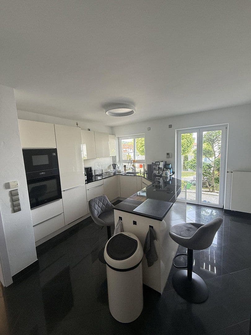 Prodej domu 182 m², pozemek 474 m², Allmersbach im Tal, Bádensko-Württembersko Prodej domu 182 m², pozemek 474 m², Allmersbach im Tal, Bádensko-Württembersko