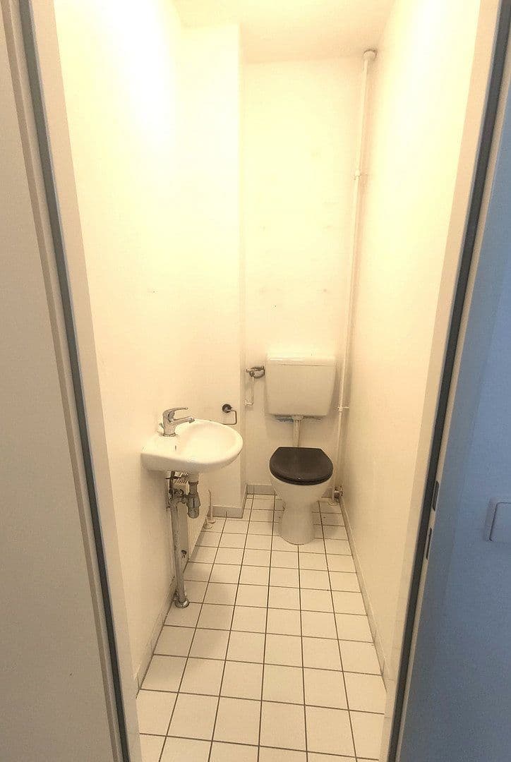 Pronájem domu 130 m², pozemek 250 m², Velten, Braniborsko Pronájem domu 130 m², pozemek 250 m², Velten, Braniborsko