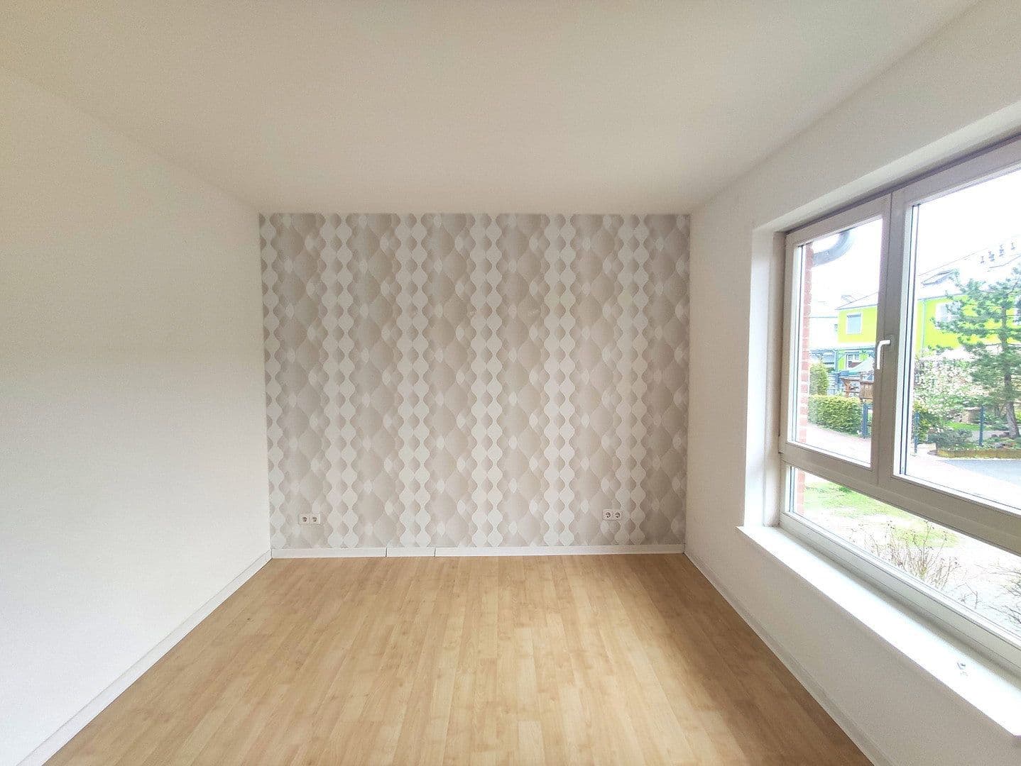 Pronájem domu 130 m², pozemek 250 m², Velten, Braniborsko Pronájem domu 130 m², pozemek 250 m², Velten, Braniborsko