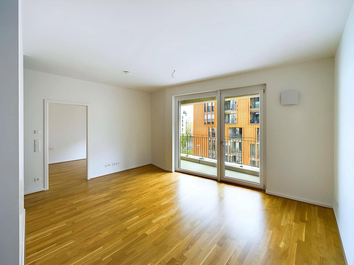 Pronájem bytu 2+1 52 m², Annenstraße 3, Dresden, Sasko Pronájem bytu 2+1 52 m², Annenstraße 3, Dresden, Sasko